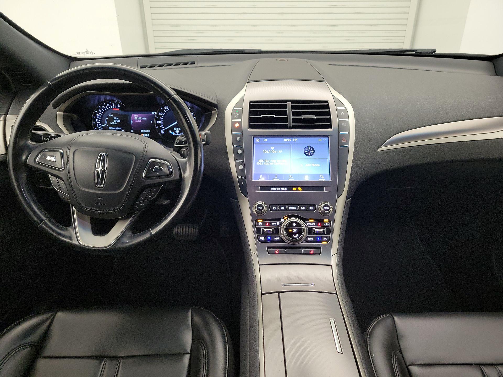 Thumbnail: 2020 Lincoln MKZ - 9
