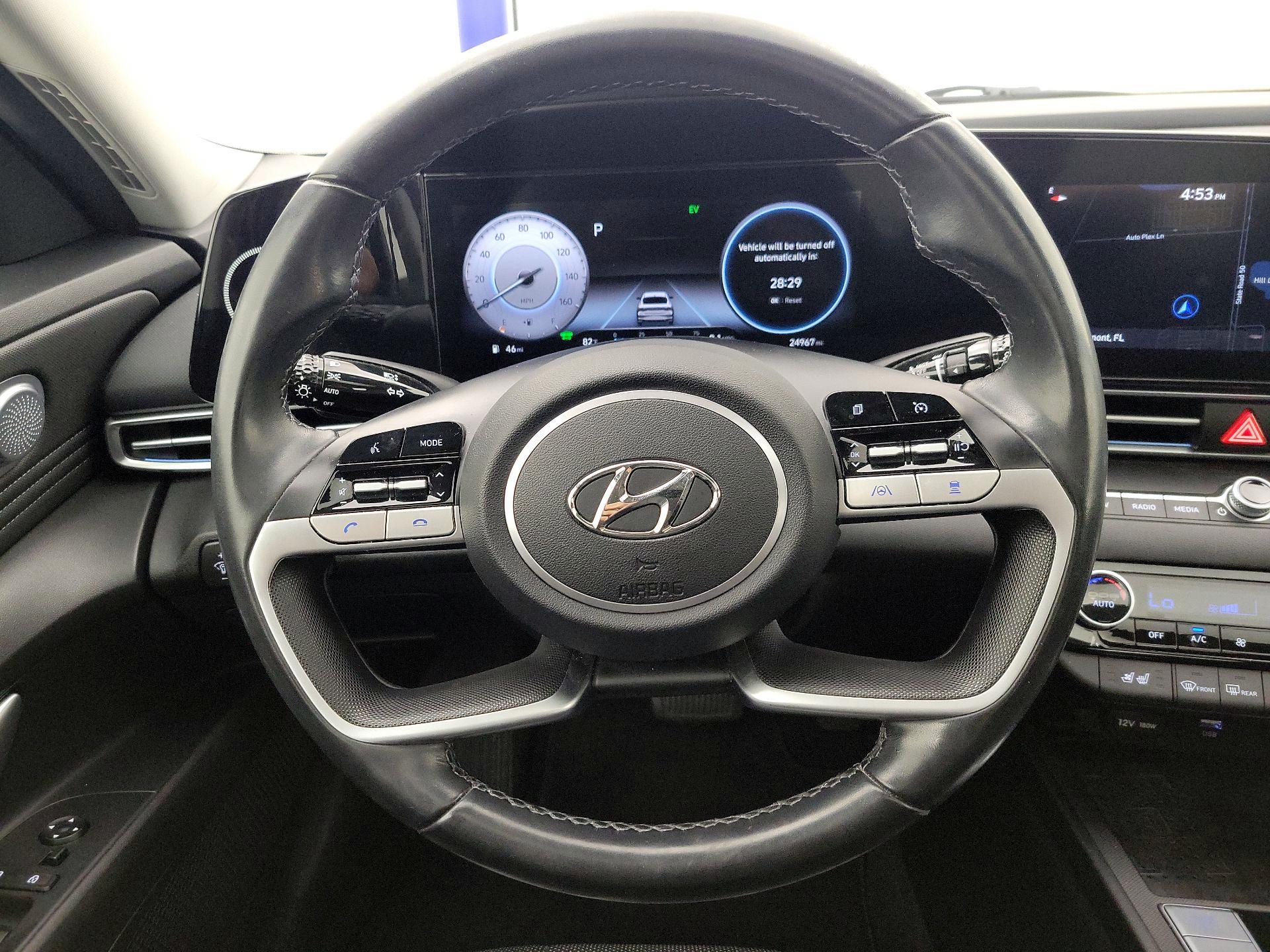 Thumbnail: 2022 Hyundai Elantra - 10