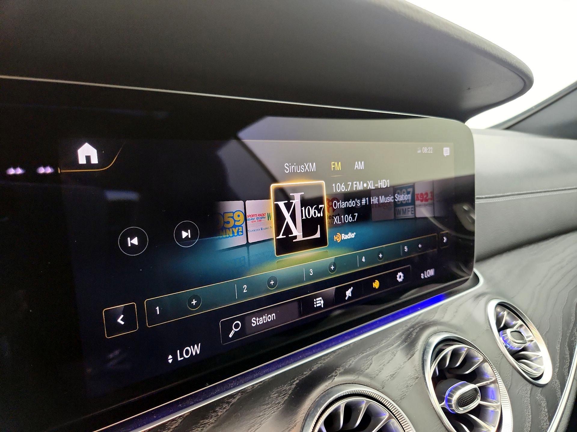 Thumbnail: 2021 Mercedes-Benz E-Class - 16