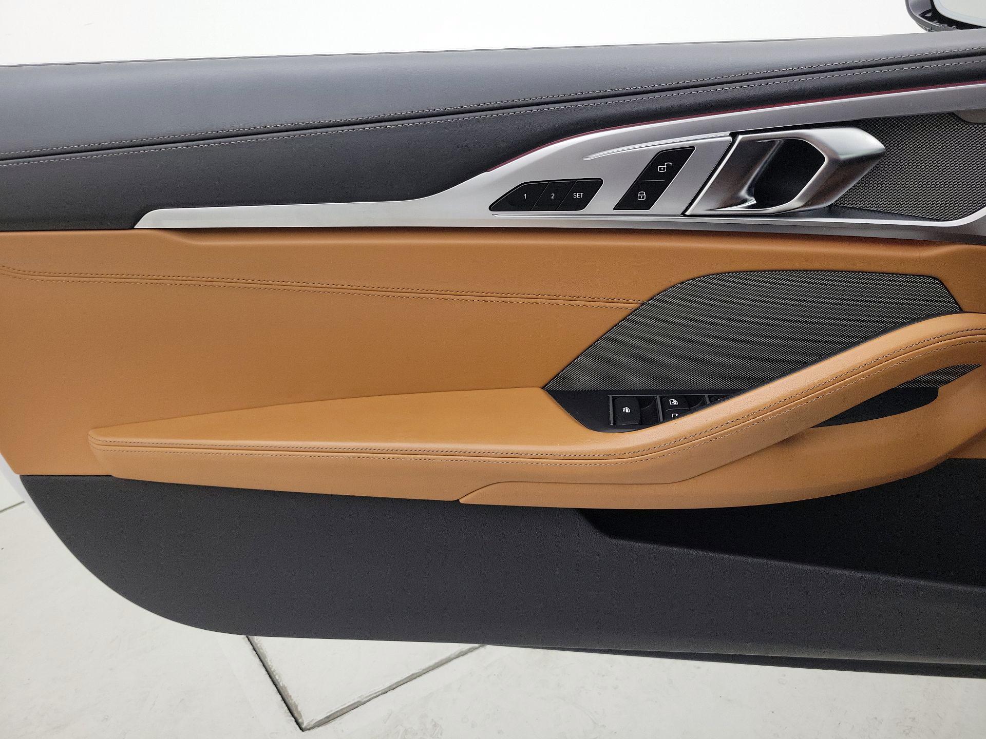 Thumbnail: 2019 BMW 8 Series - 12