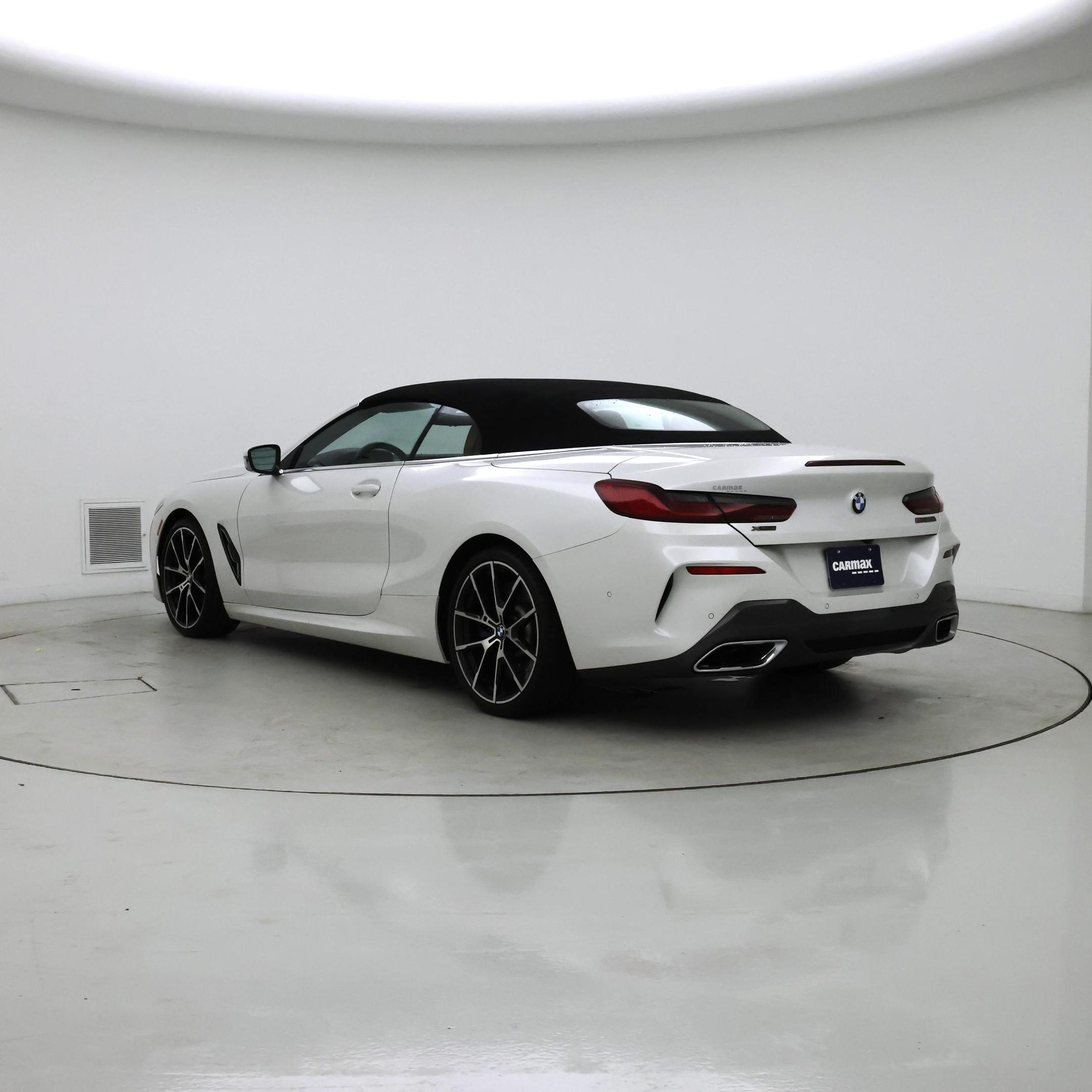 Thumbnail: 2019 BMW 8 Series - 2
