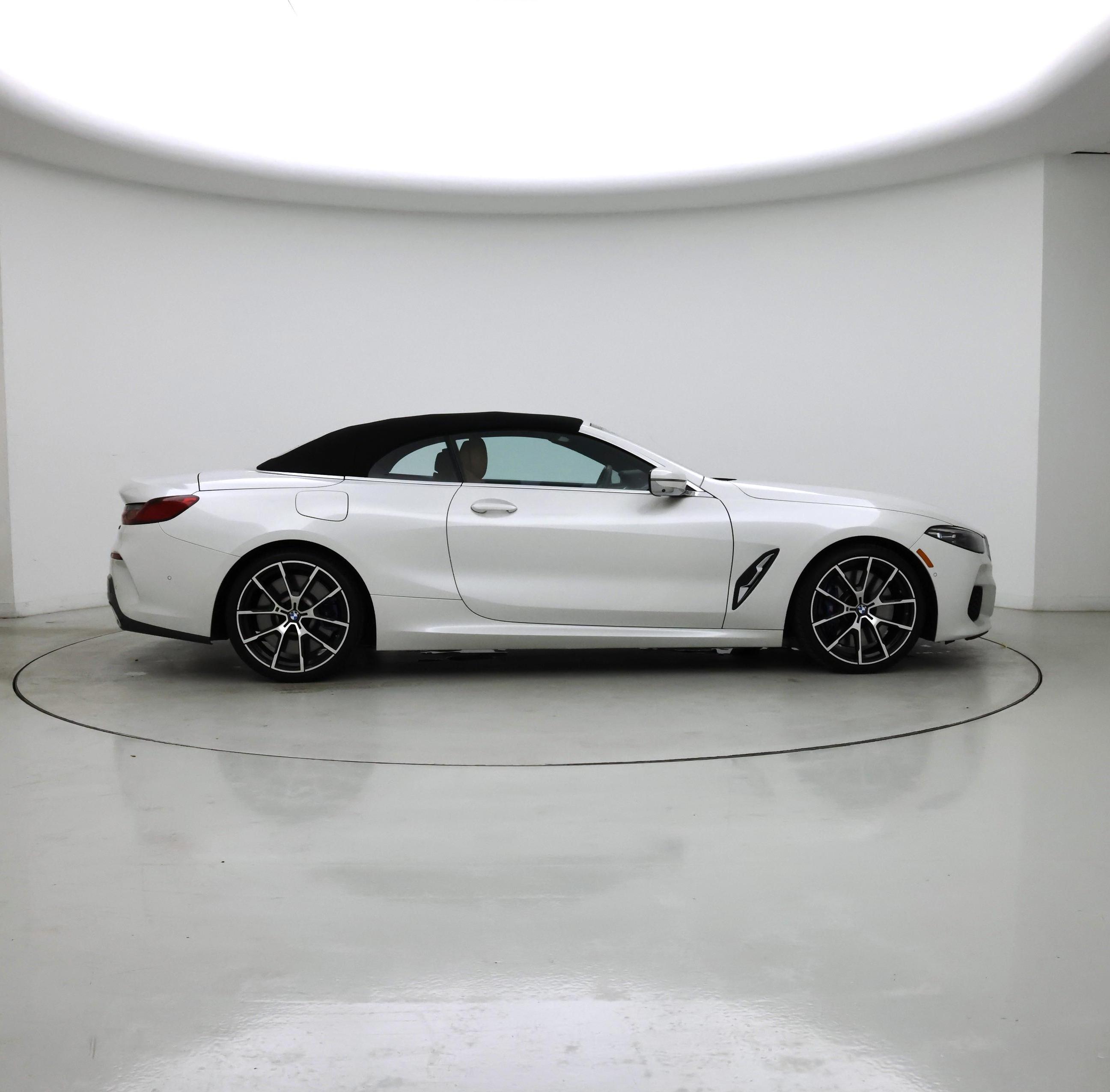 Thumbnail: 2019 BMW 8 Series - 7