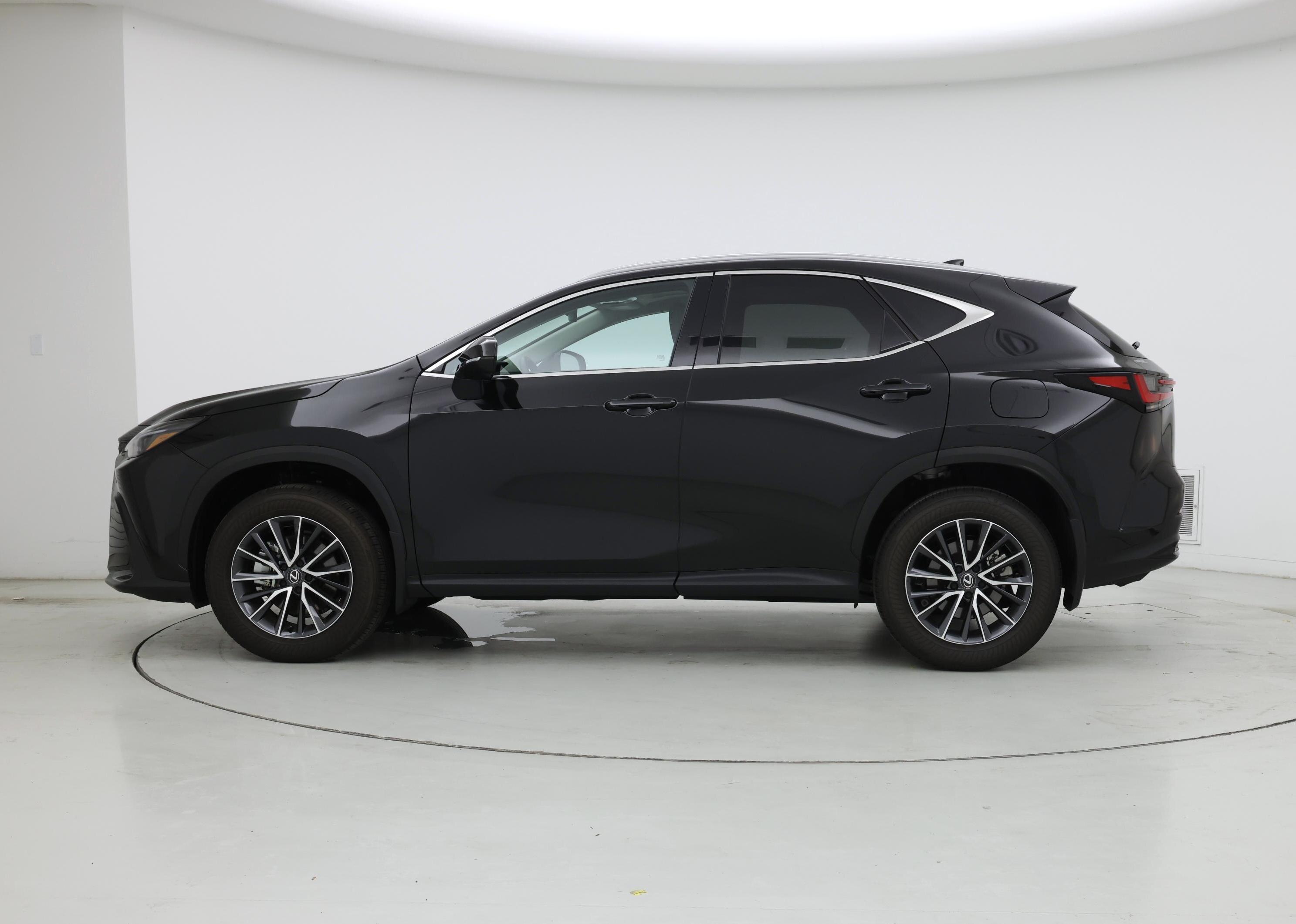 Thumbnail: 2025 Lexus NX - 3