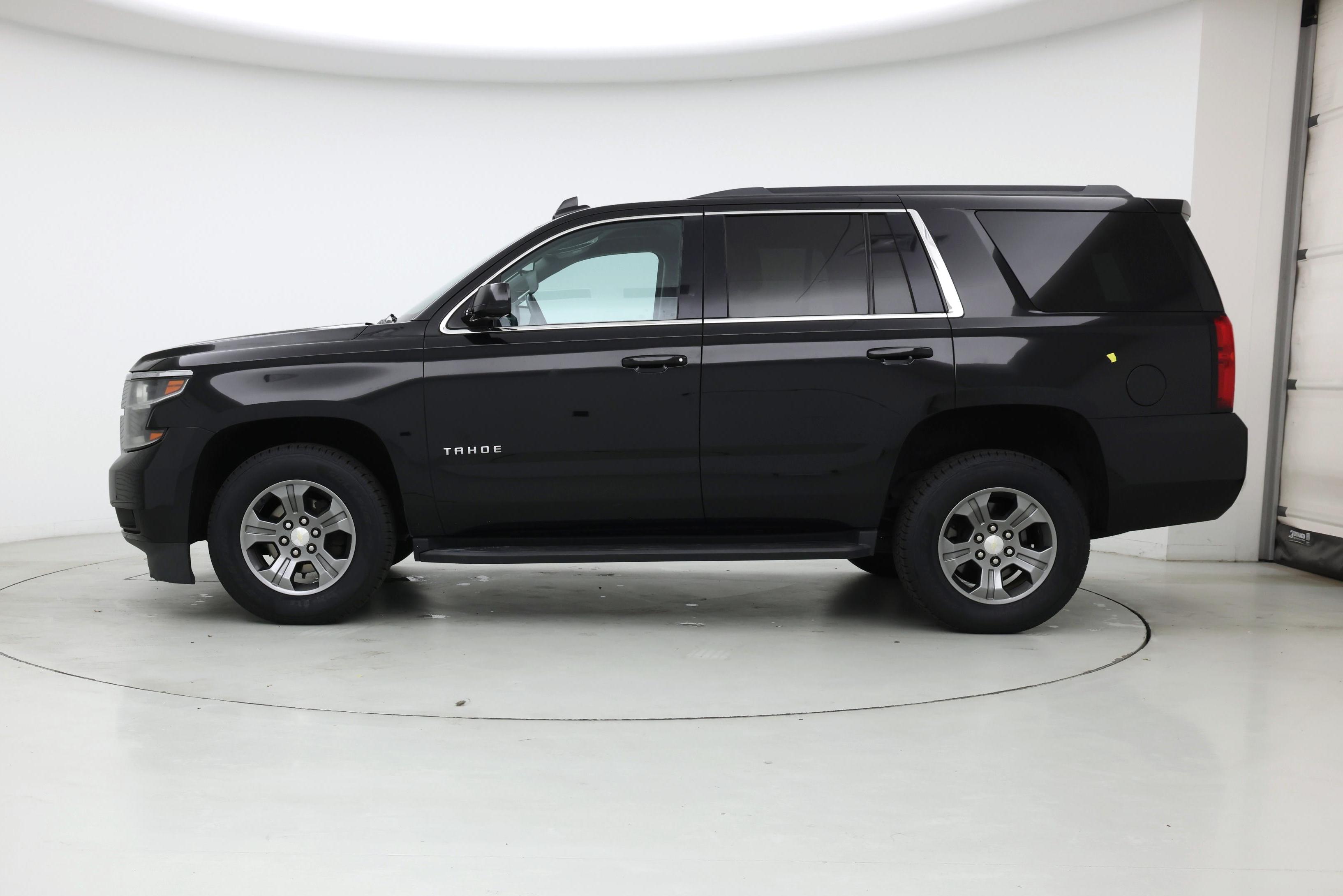 Thumbnail: 2020 Chevrolet Tahoe - 3