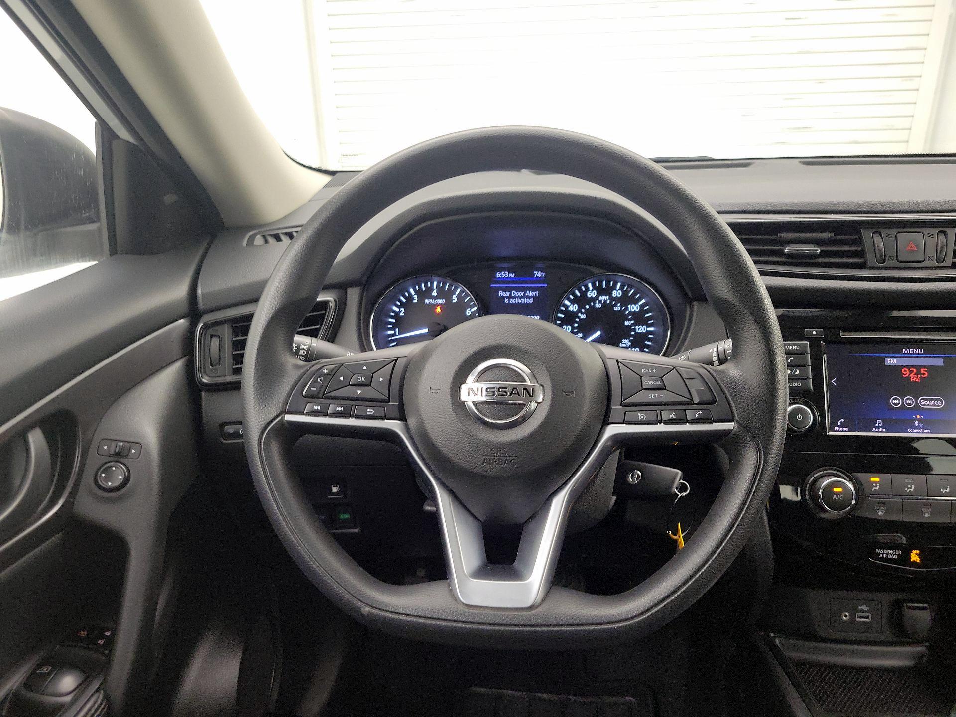 Thumbnail: 2019 Nissan Rogue - 10