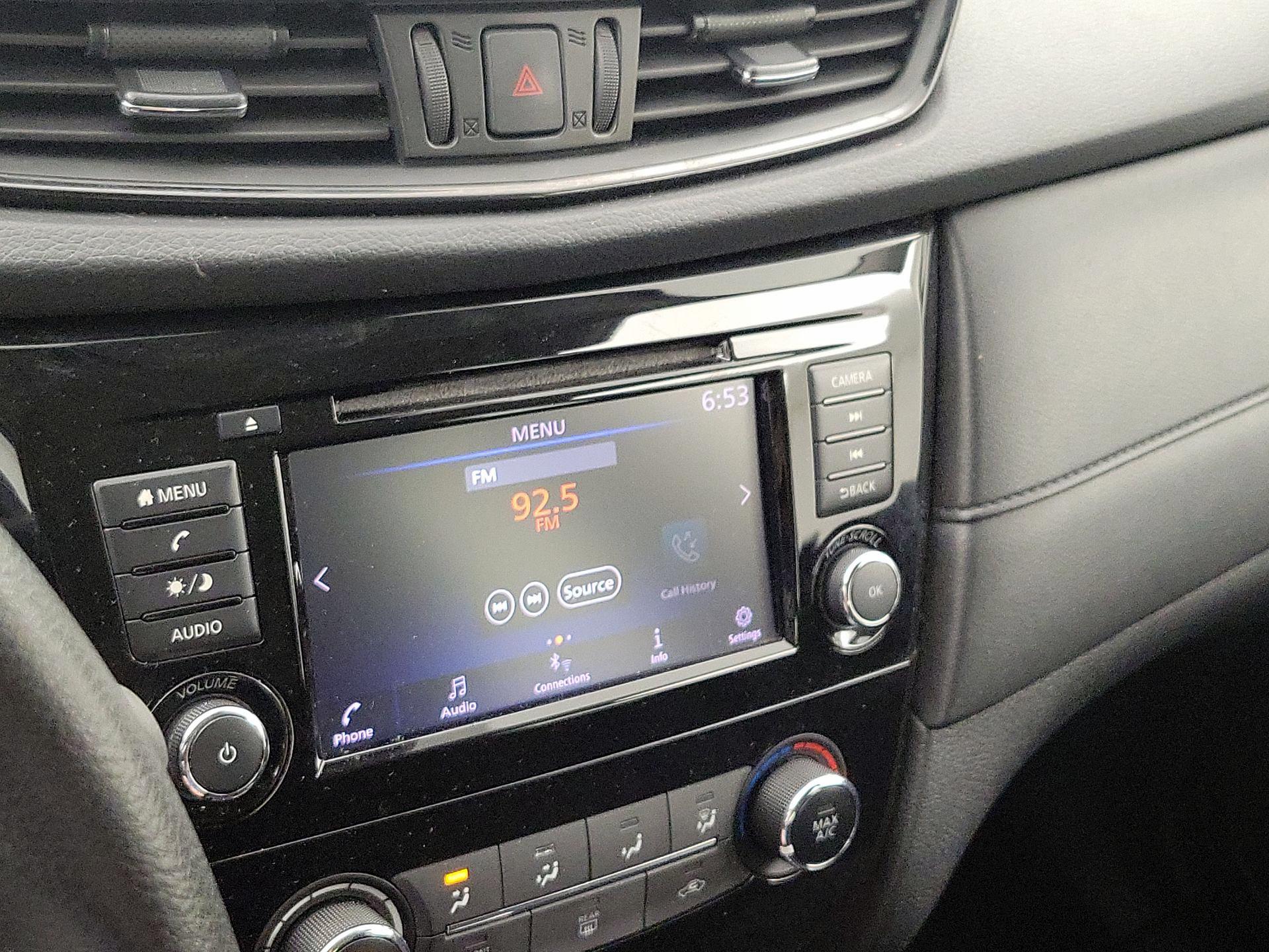 Thumbnail: 2019 Nissan Rogue - 15