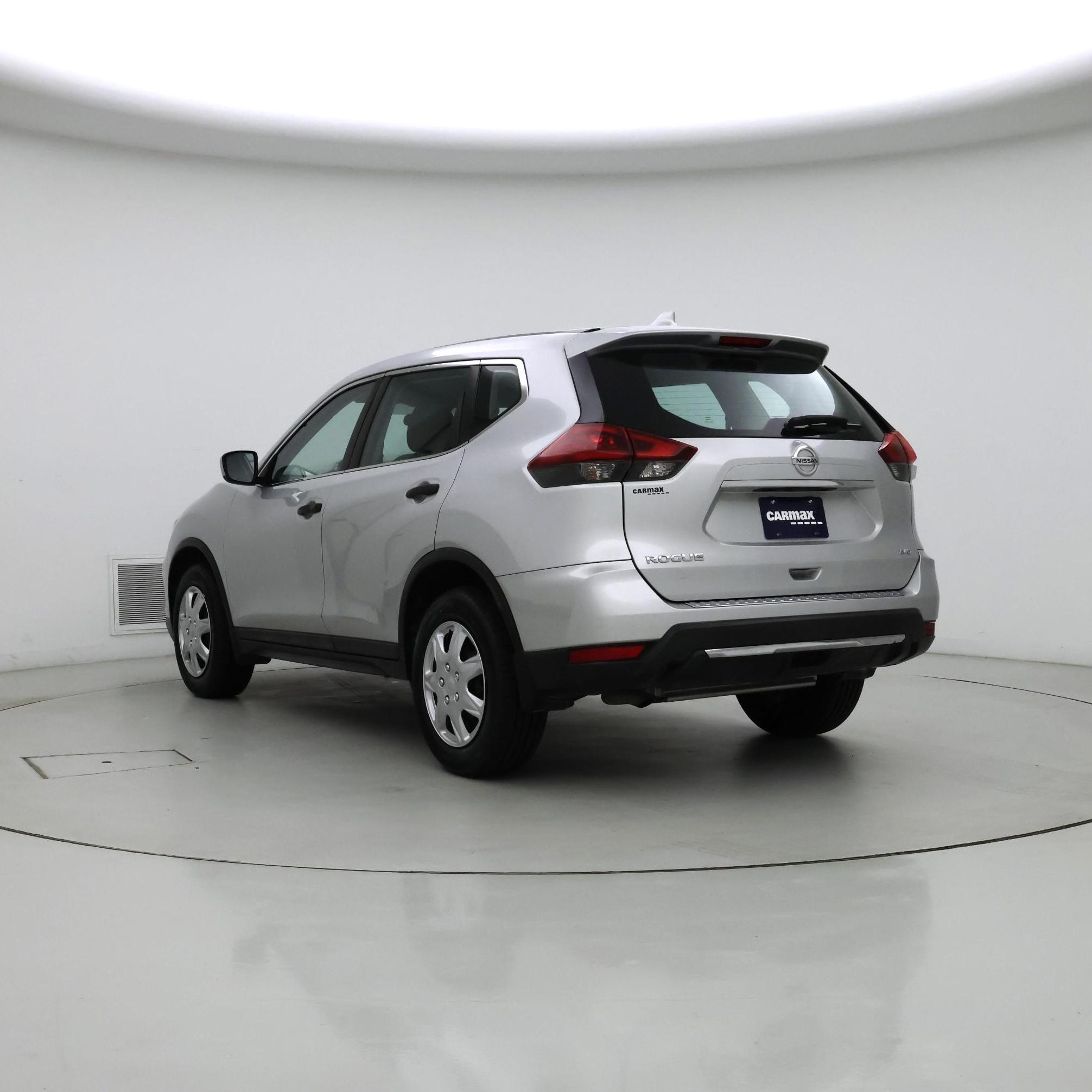 Thumbnail: 2019 Nissan Rogue - 2
