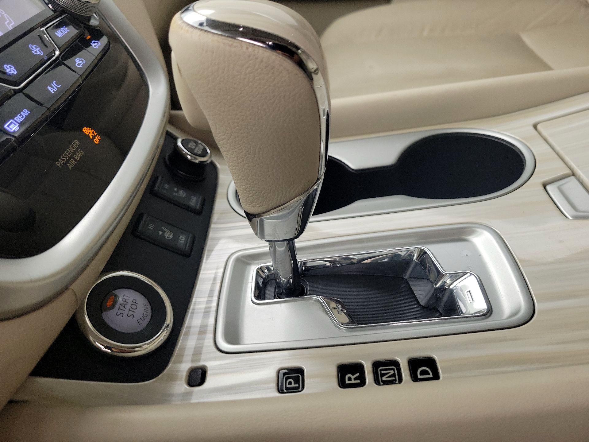 Thumbnail: 2015 Nissan Murano - 18
