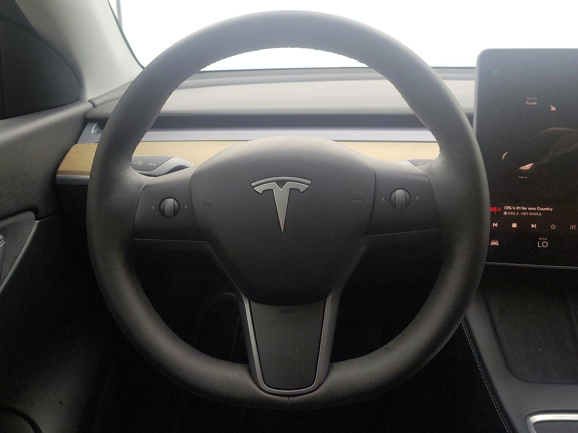 Thumbnail: 2022 Tesla Model Y - 10