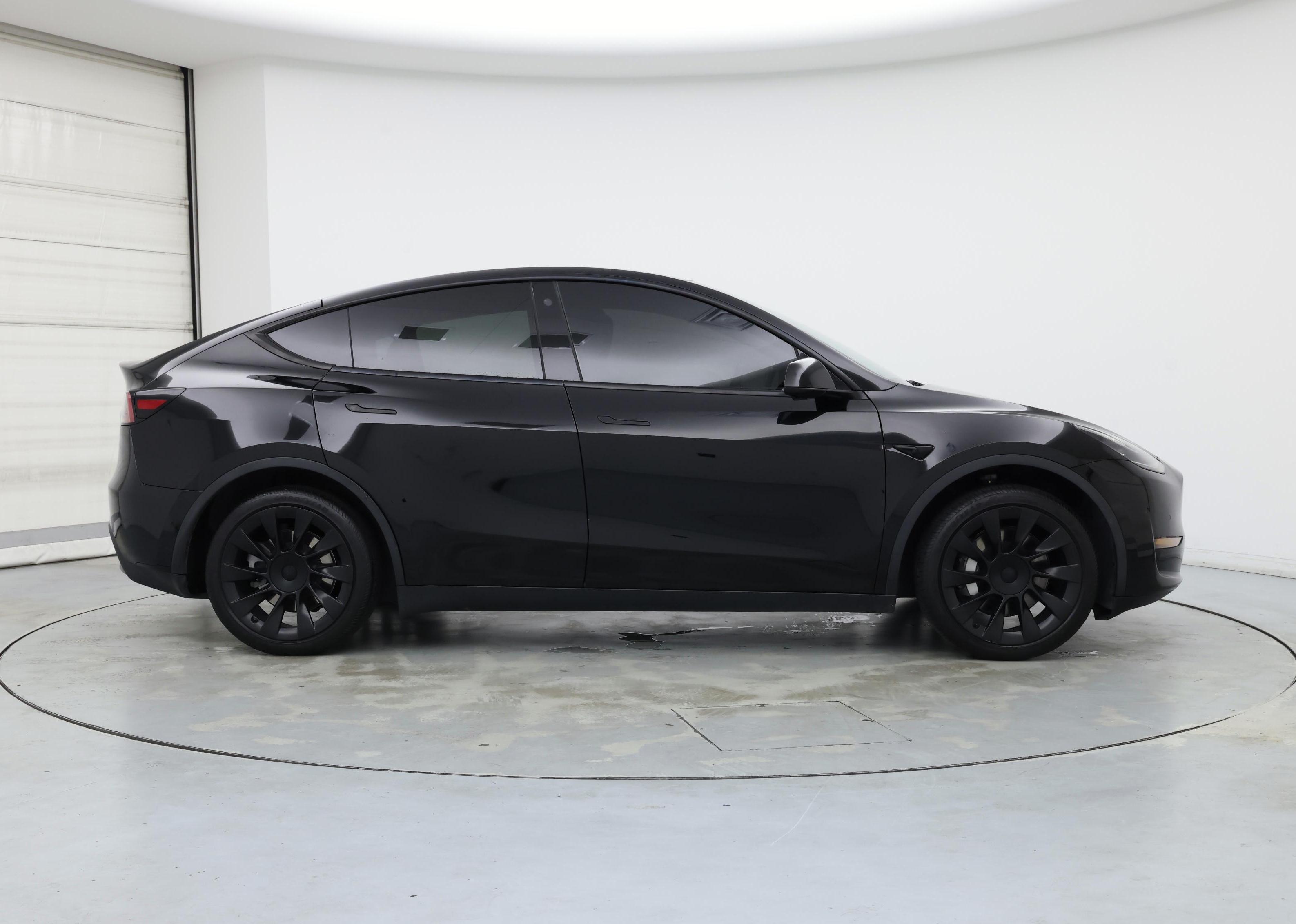 Thumbnail: 2022 Tesla Model Y - 7
