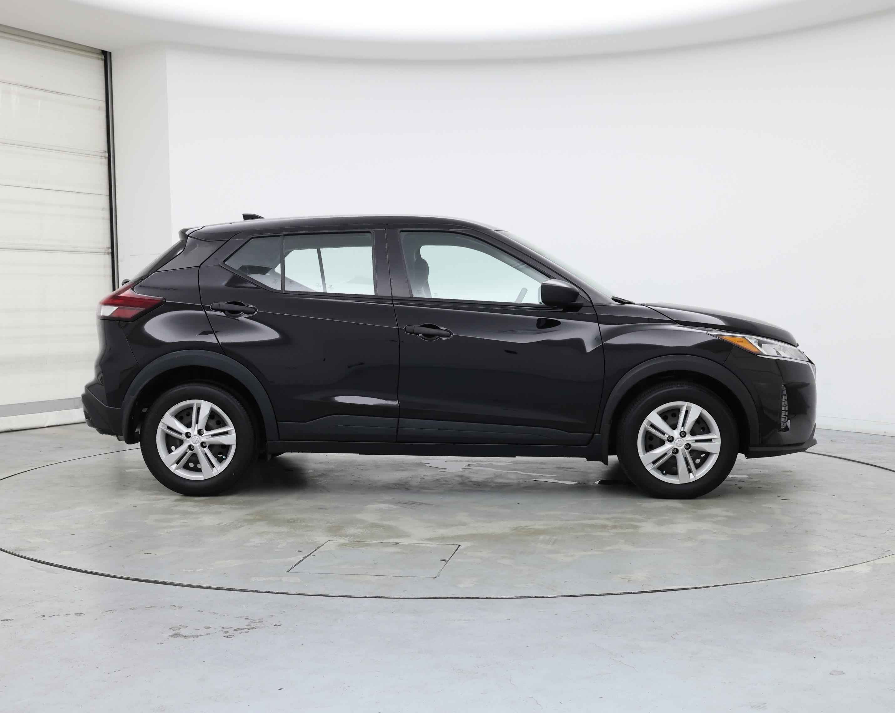 Thumbnail: 2023 Nissan Kicks - 7