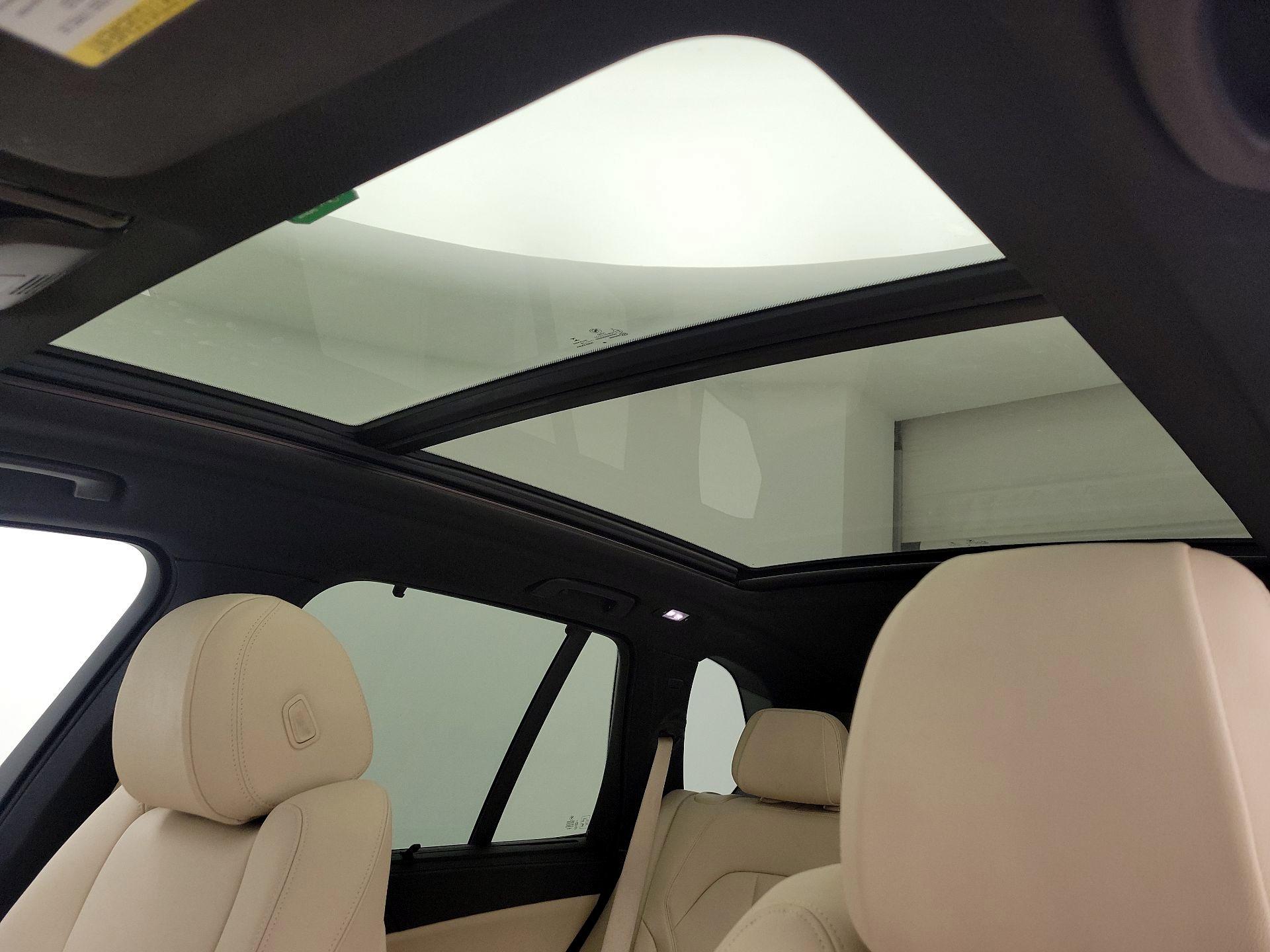 Thumbnail: 2019 BMW X5 - 19