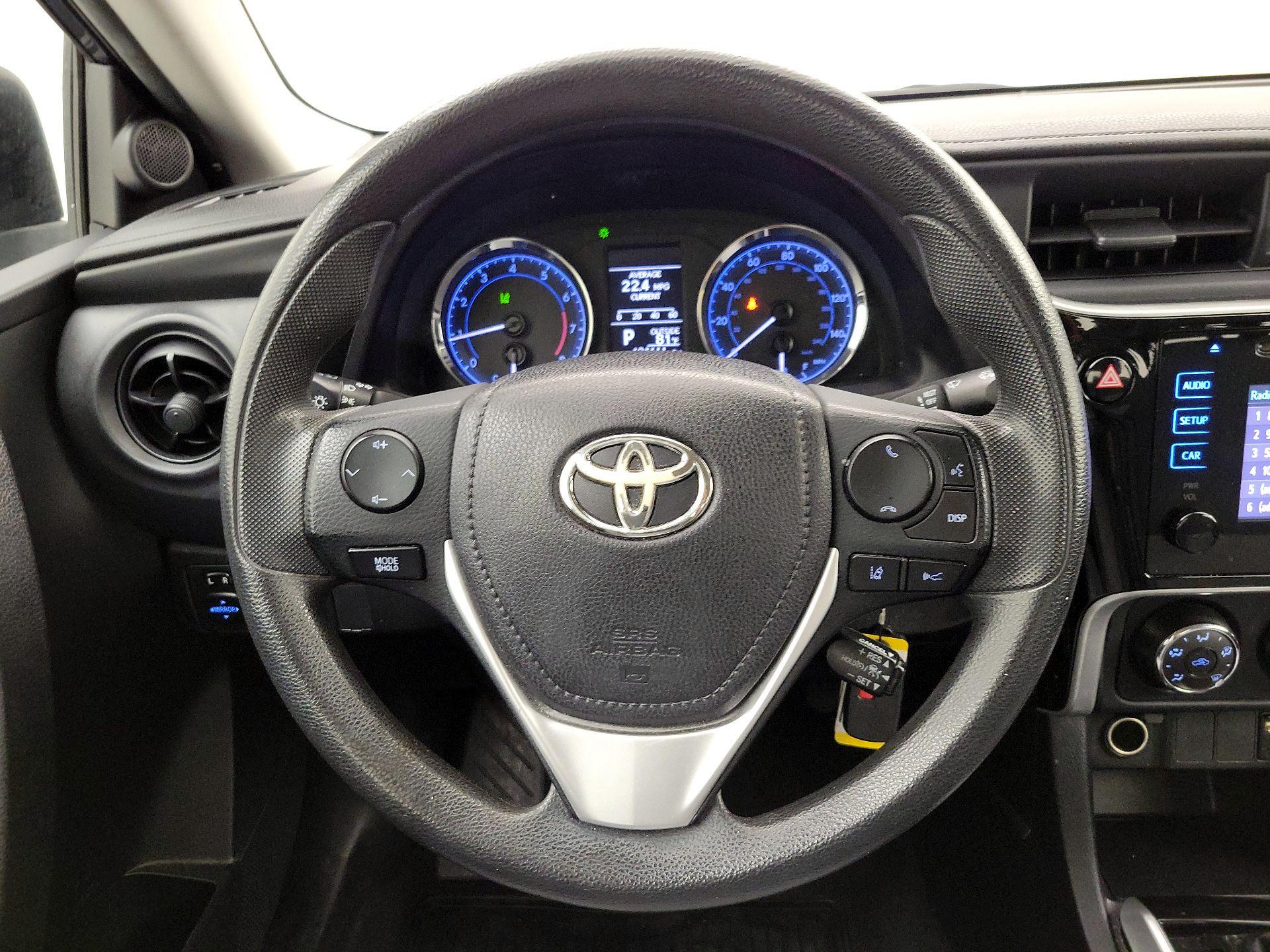 Thumbnail: 2017 Toyota Corolla - 10