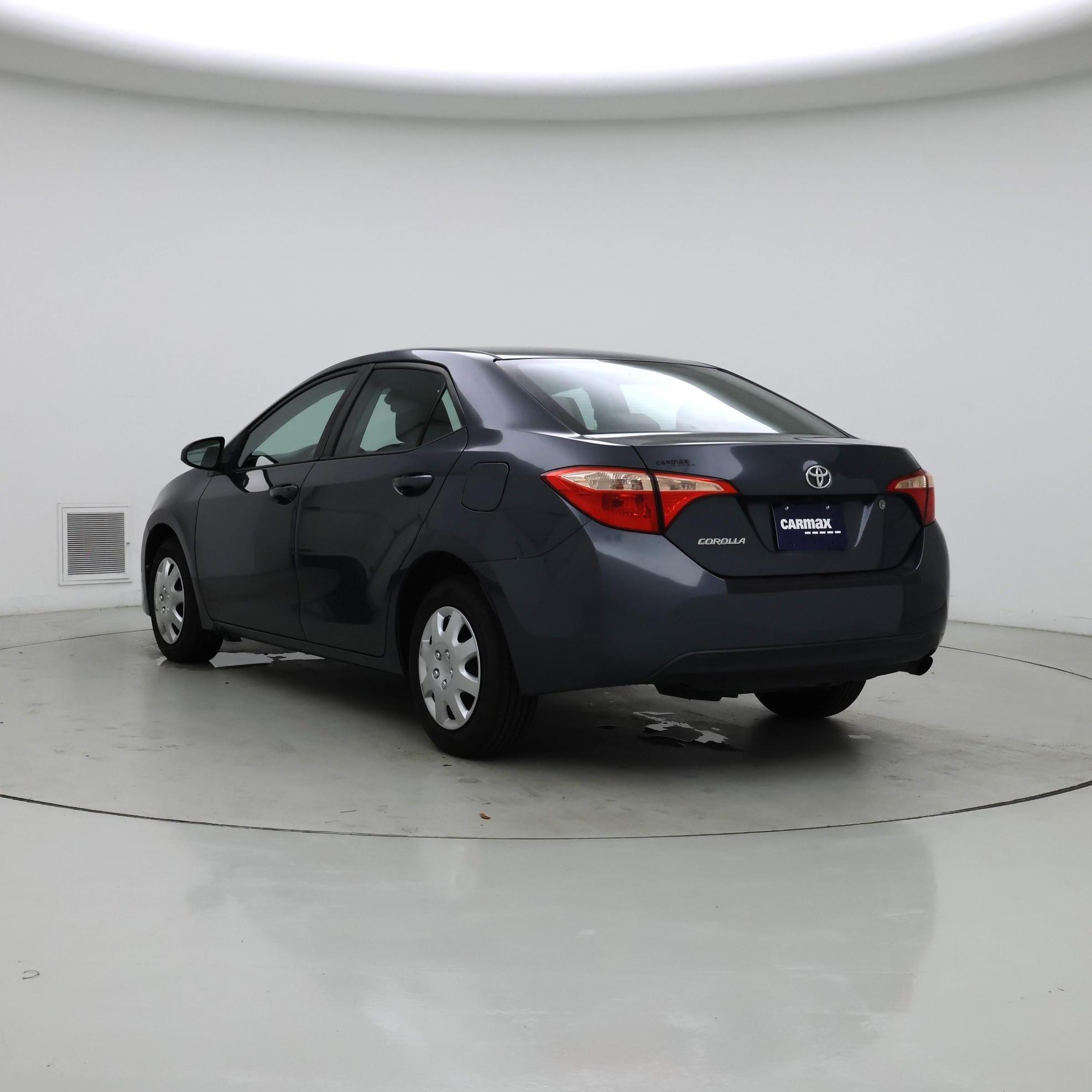 Thumbnail: 2017 Toyota Corolla - 2