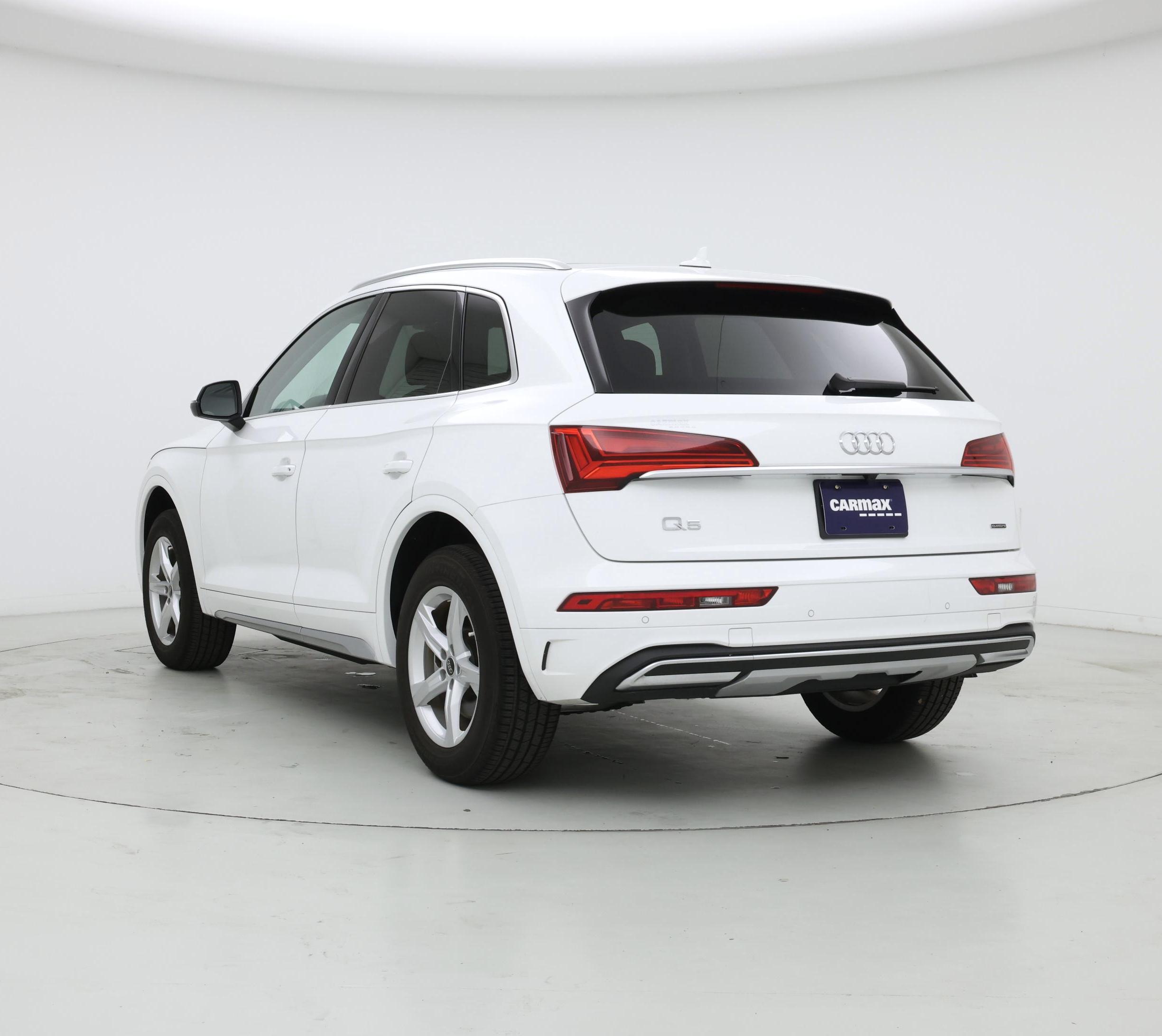 Thumbnail: 2023 Audi Q5 - 2