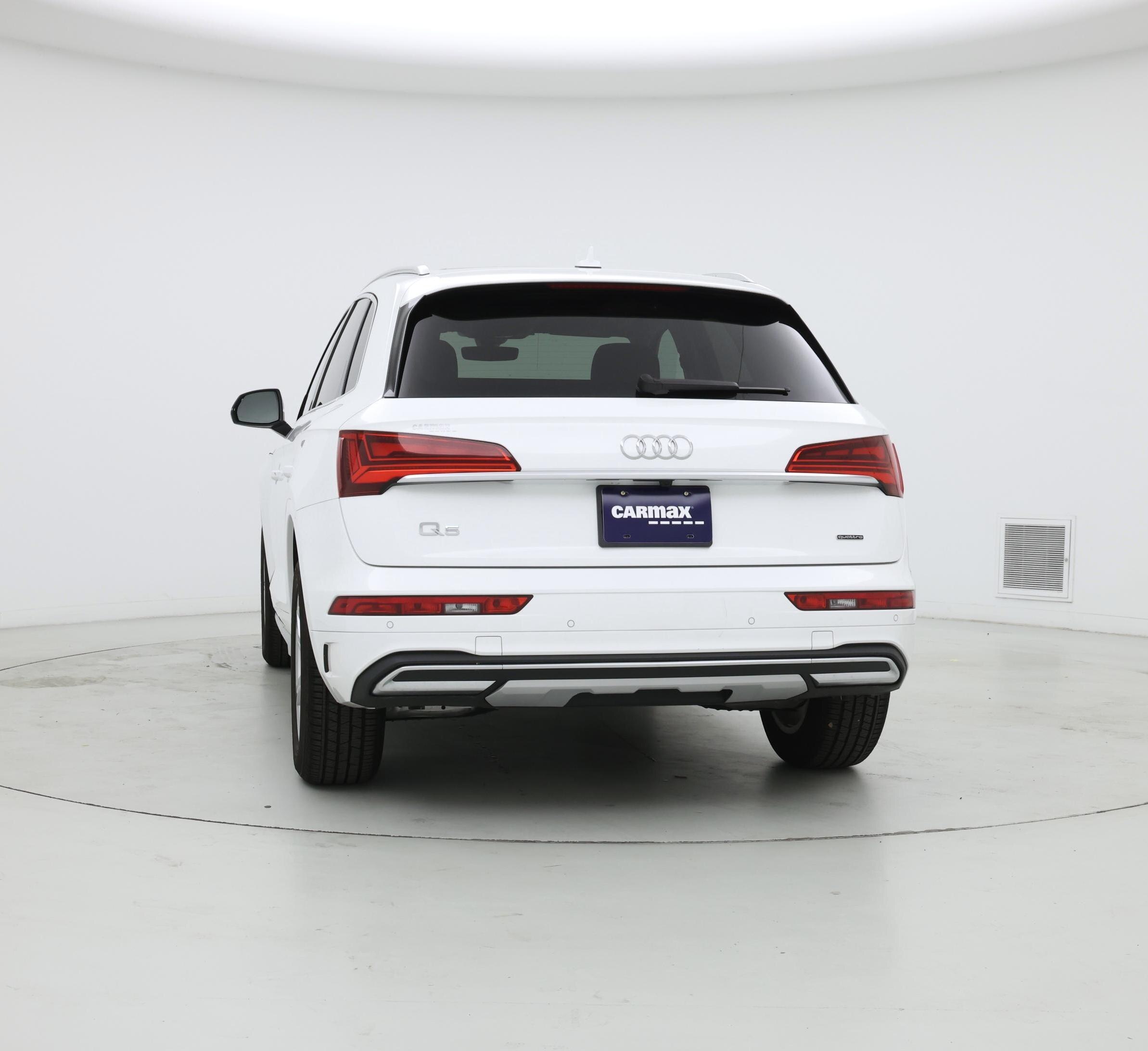 Thumbnail: 2023 Audi Q5 - 6