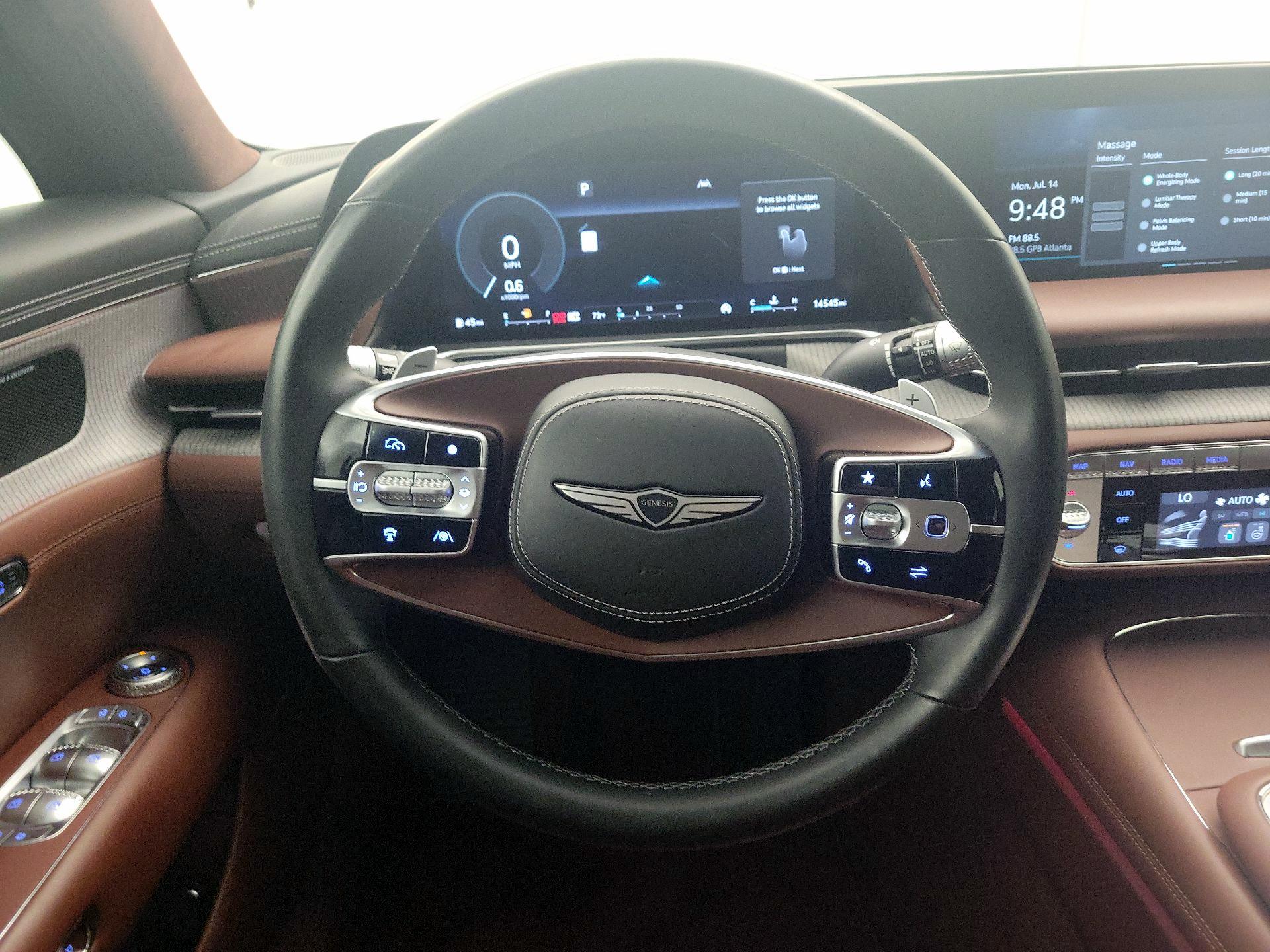 Thumbnail: 2023 Genesis G90 - 10