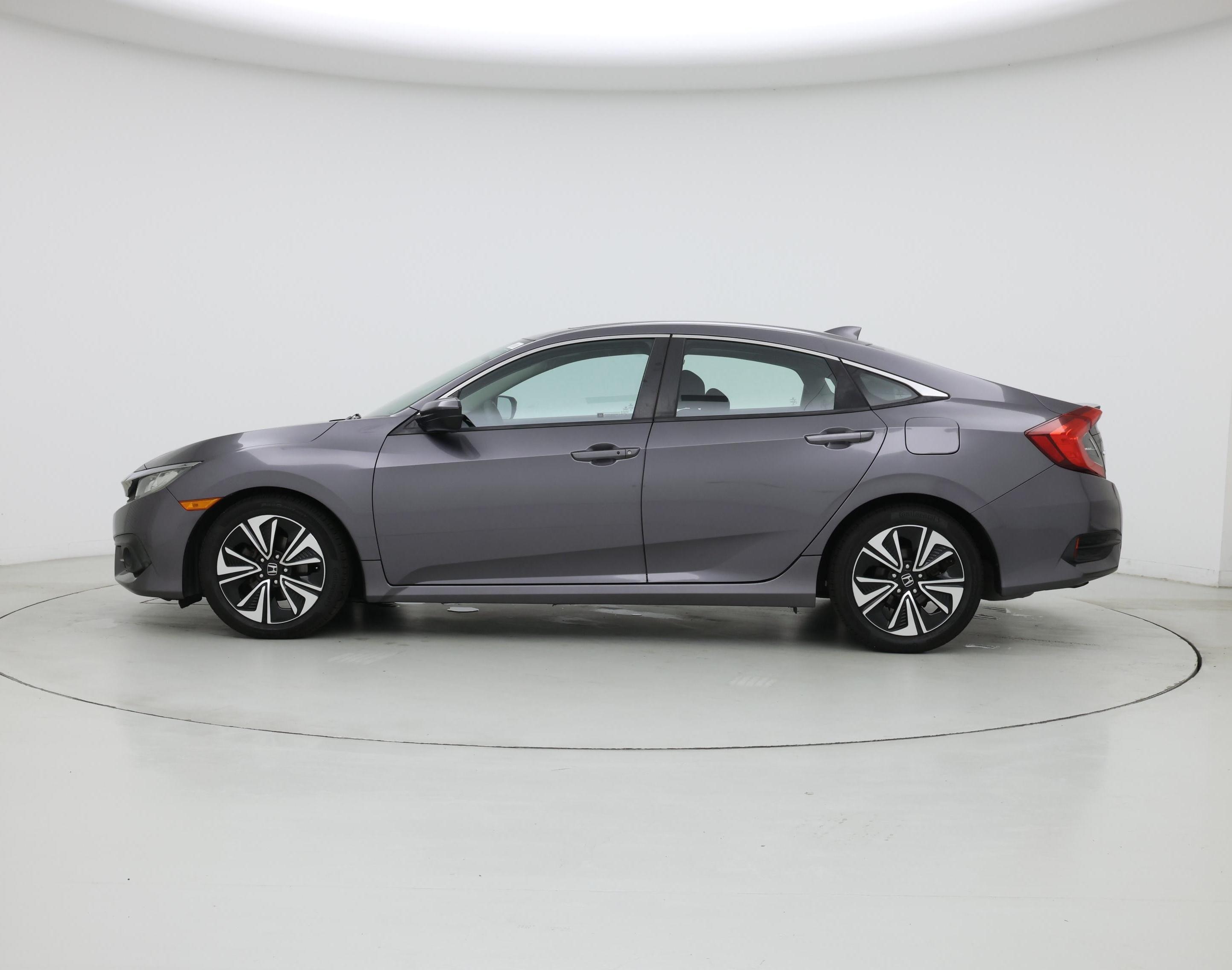 Thumbnail: 2017 Honda Civic - 3