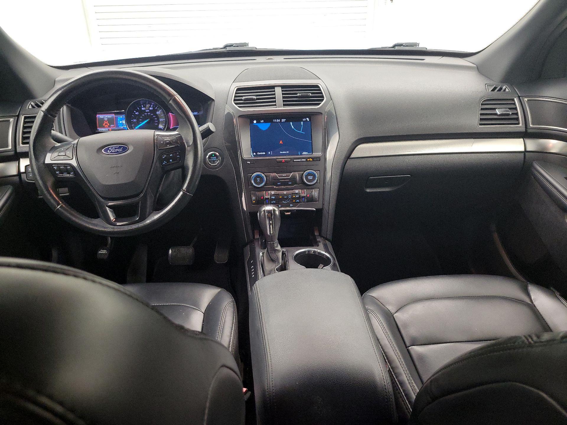 Thumbnail: 2019 Ford Explorer - 9