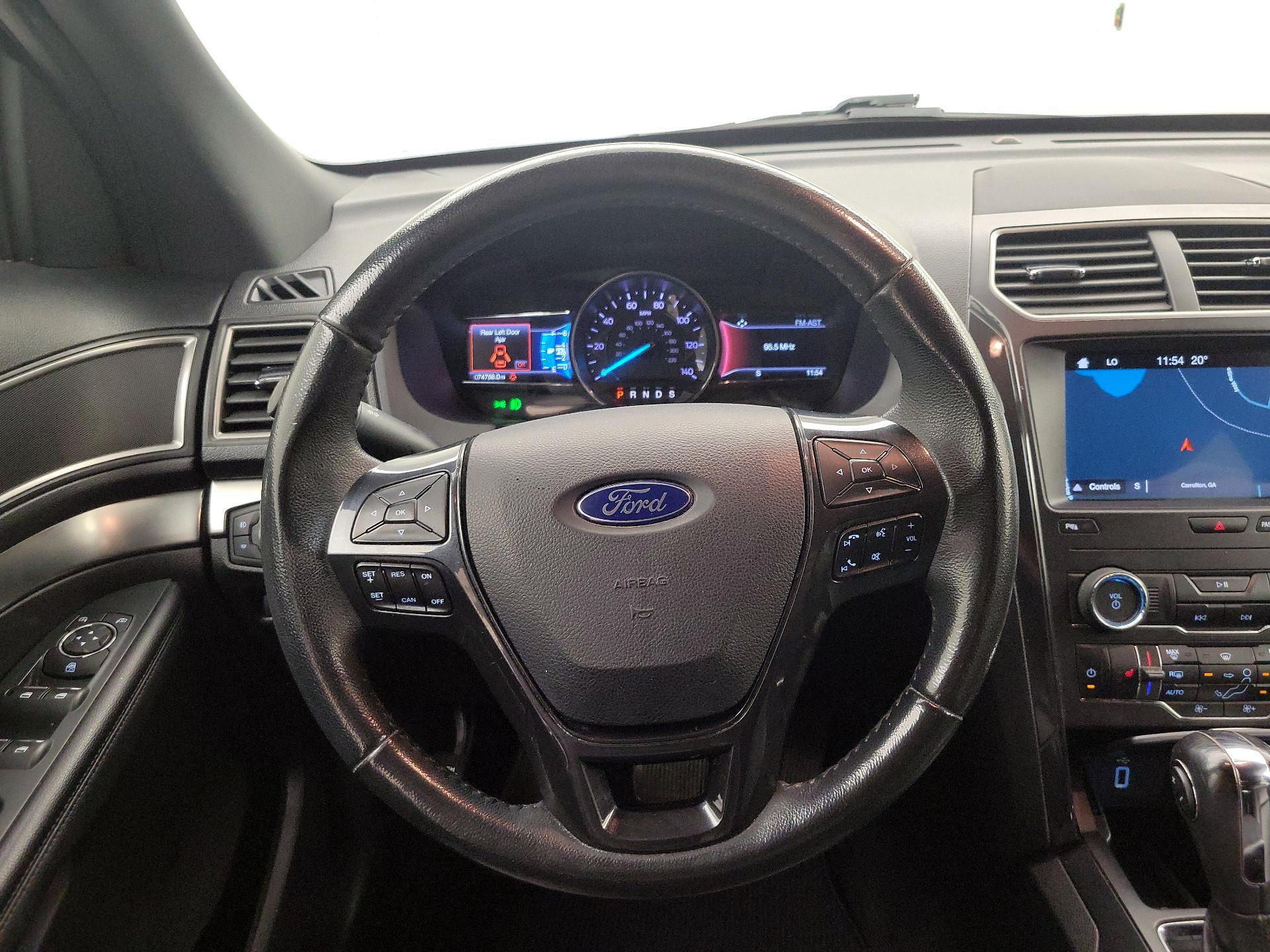 Thumbnail: 2019 Ford Explorer - 10