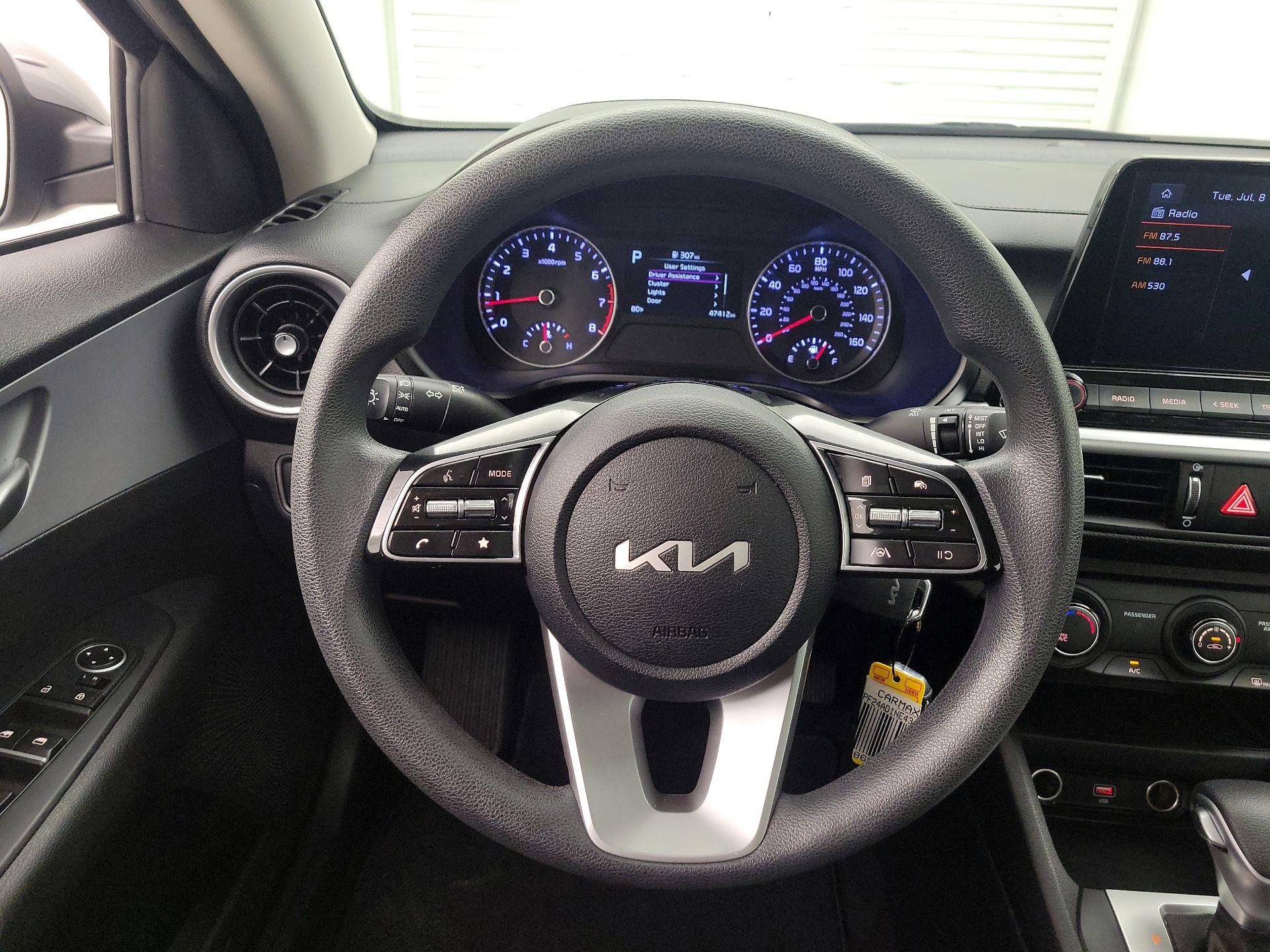Thumbnail: 2022 Kia Forte - 10