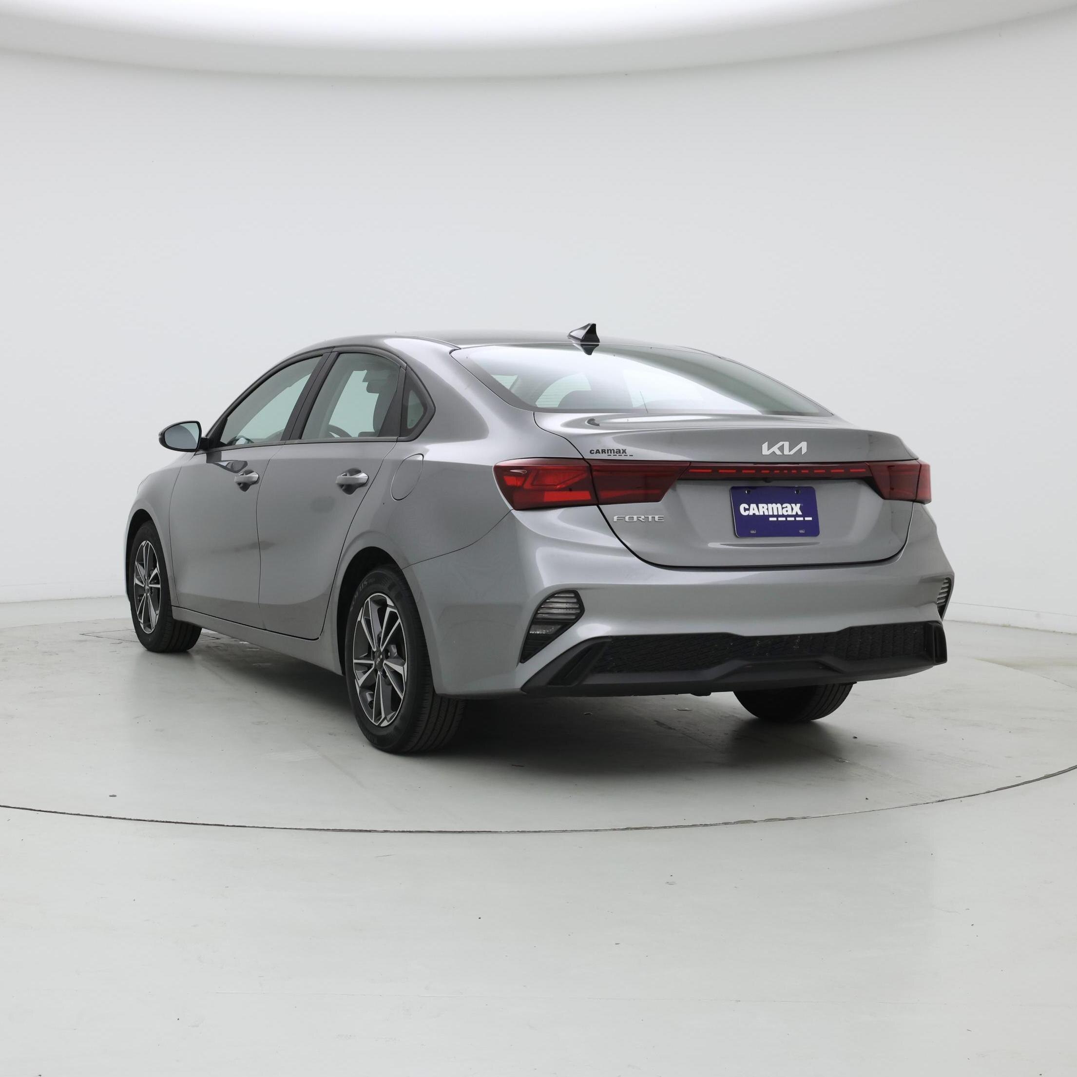 Thumbnail: 2022 Kia Forte - 2