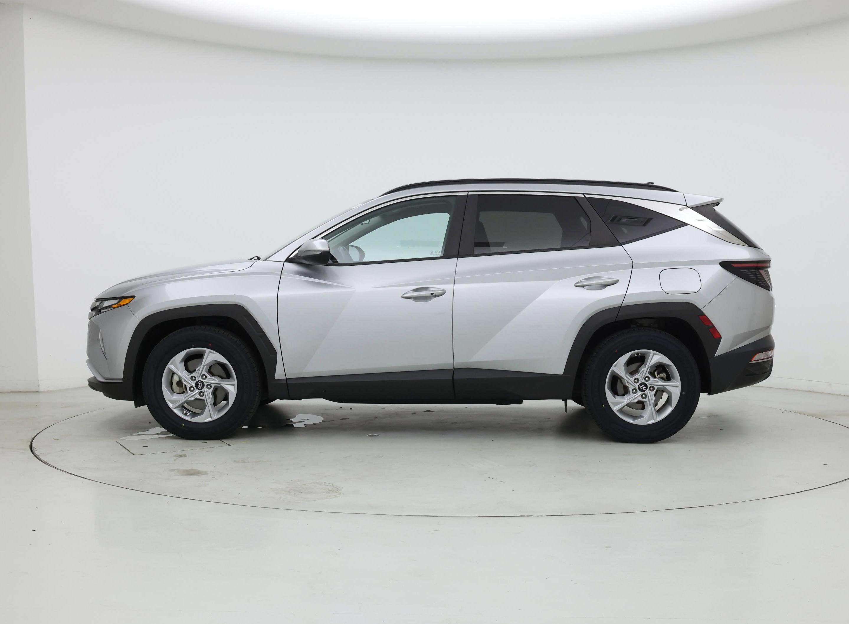 Thumbnail: 2022 Hyundai Tucson - 3