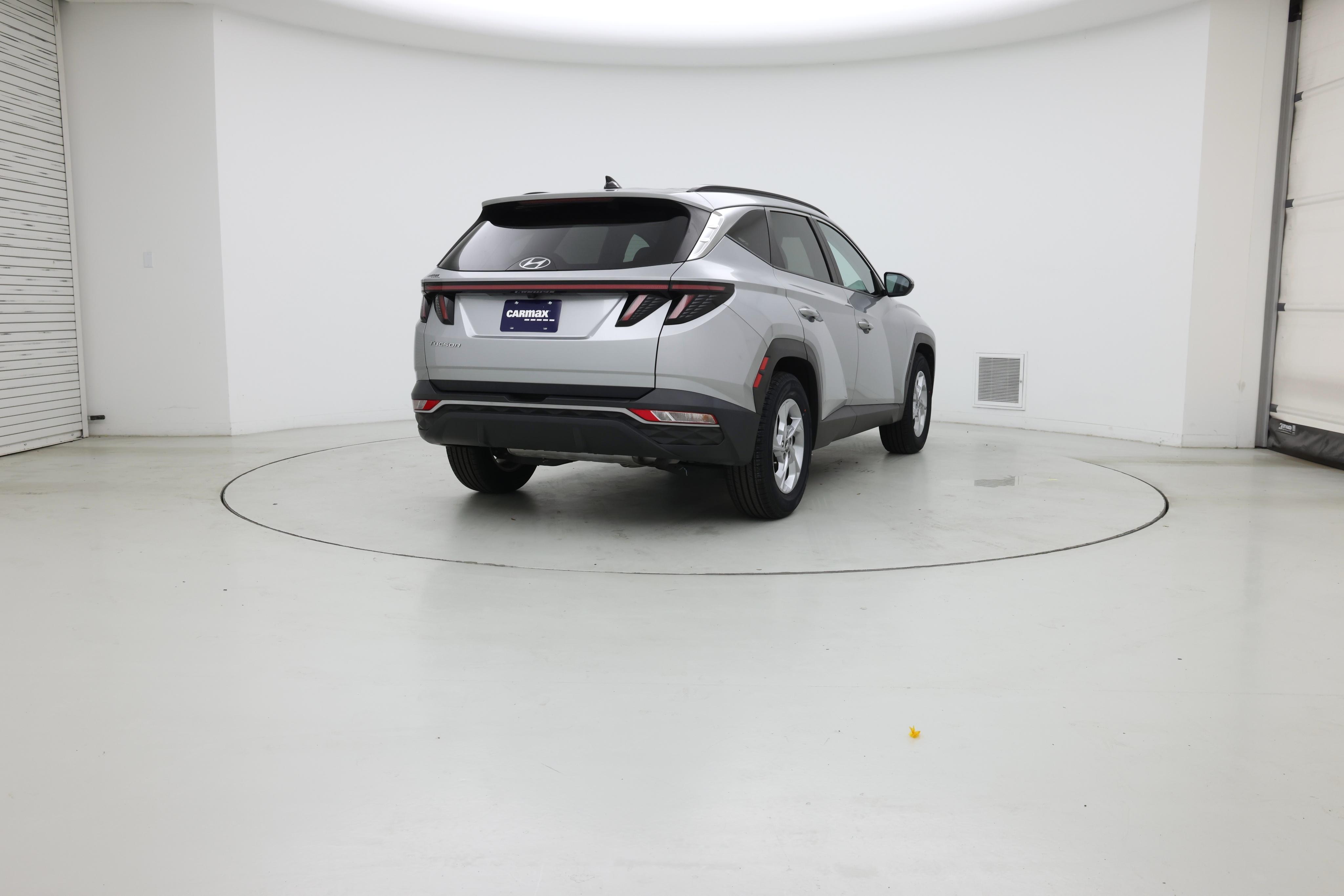 Thumbnail: 2022 Hyundai Tucson - 8