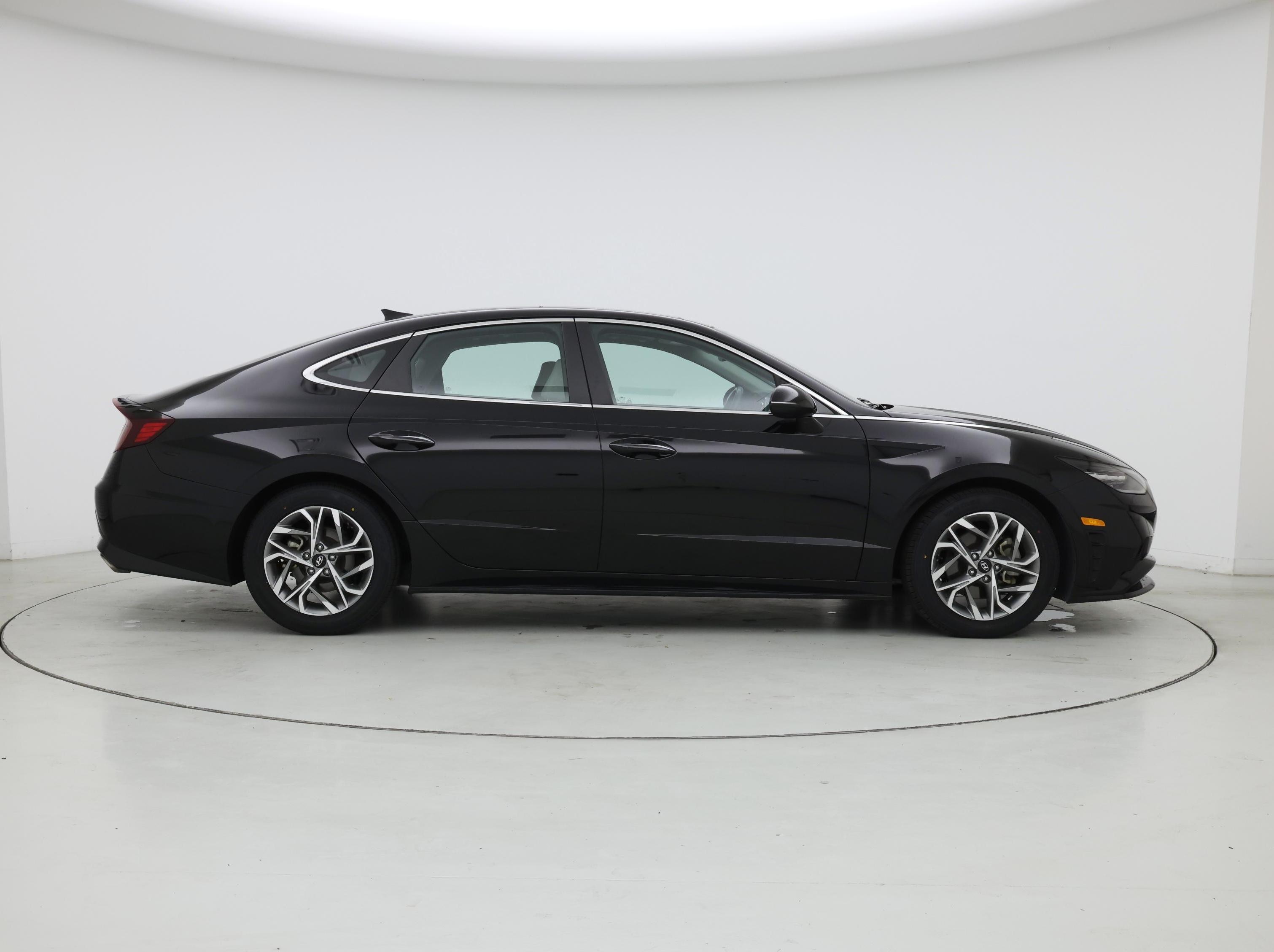 Thumbnail: 2023 Hyundai Sonata - 7