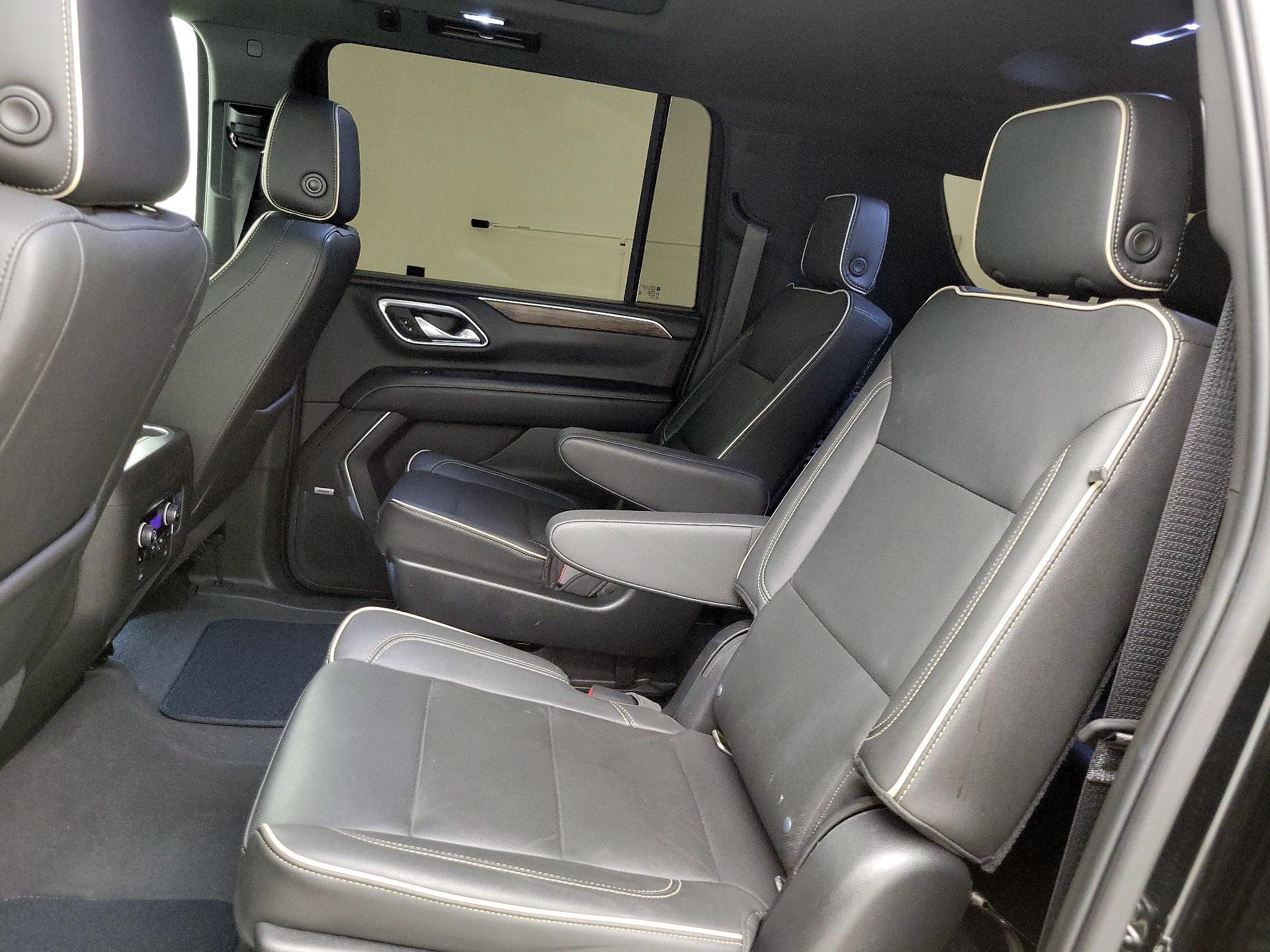 Thumbnail: 2021 Chevrolet Suburban - 20