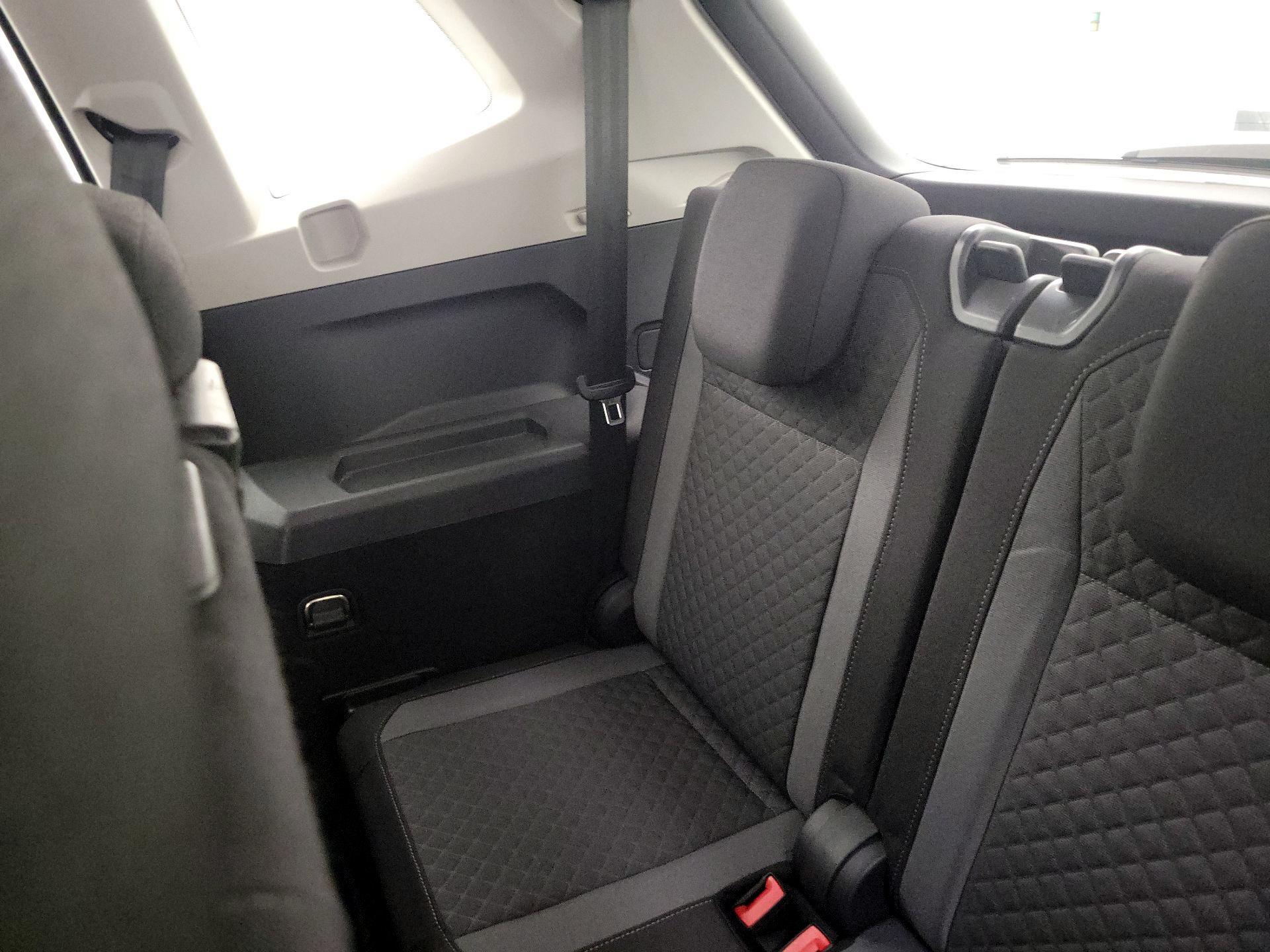 Thumbnail: 2019 Volkswagen Tiguan - 20