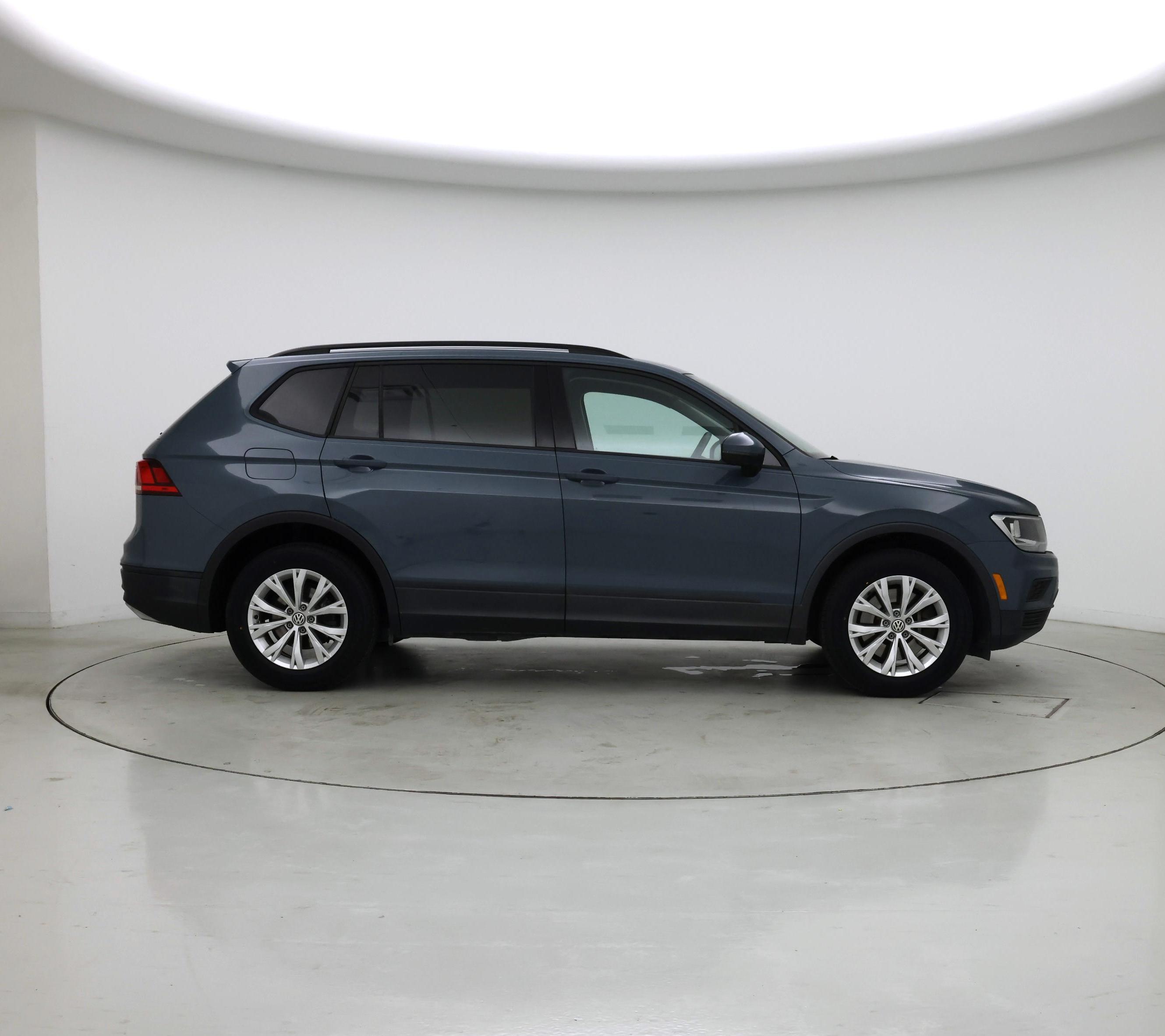 Thumbnail: 2019 Volkswagen Tiguan - 7