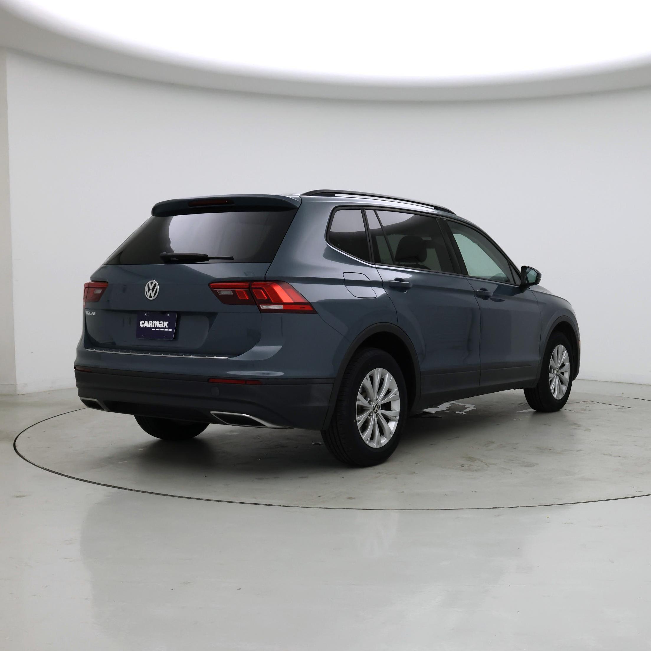Thumbnail: 2019 Volkswagen Tiguan - 8