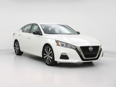 White 2020 Nissan Altima SR