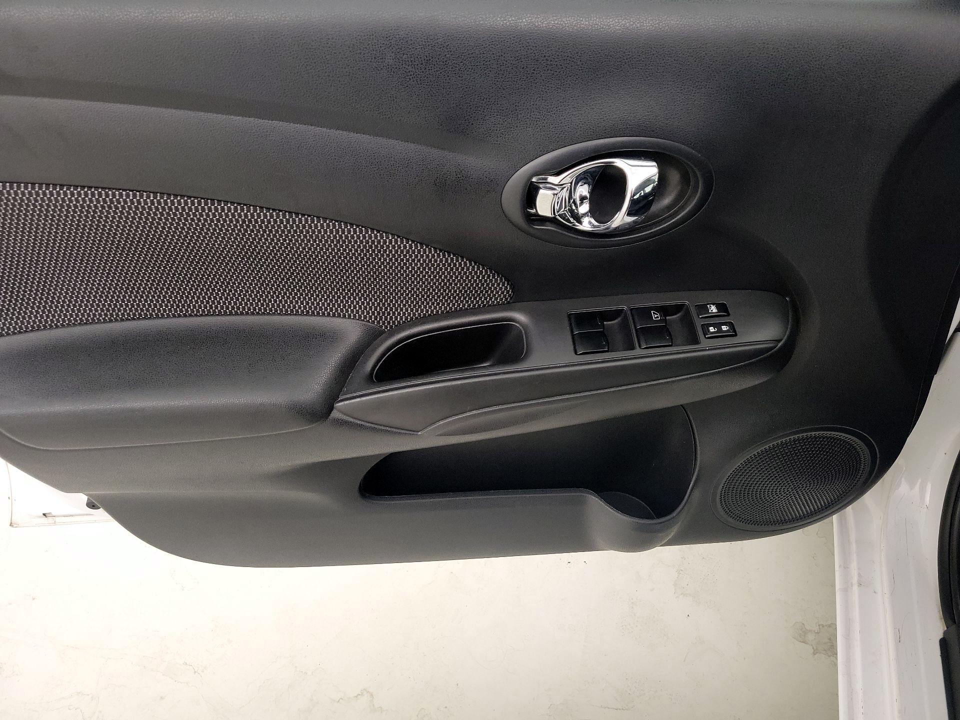 Thumbnail: 2014 Nissan Versa - 12