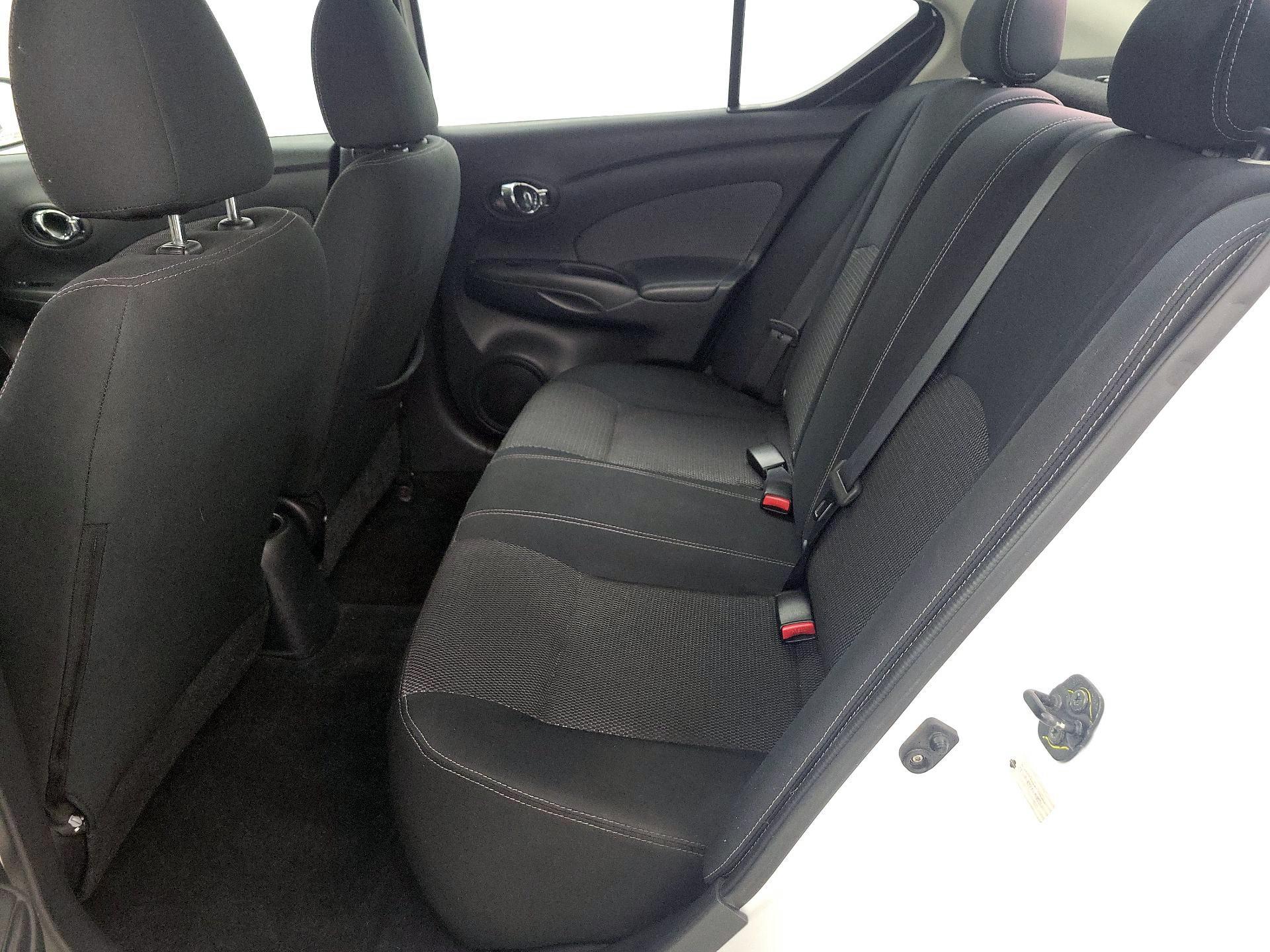 Thumbnail: 2014 Nissan Versa - 17