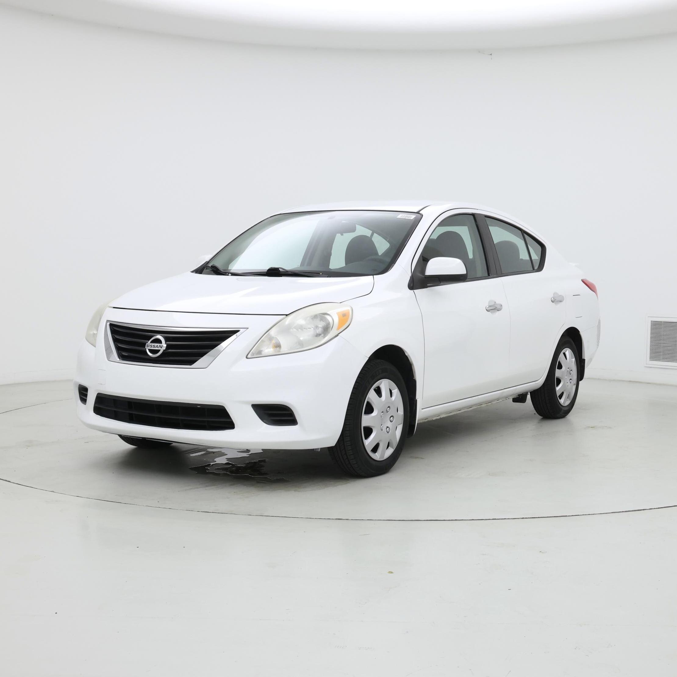 Thumbnail: 2014 Nissan Versa - 4