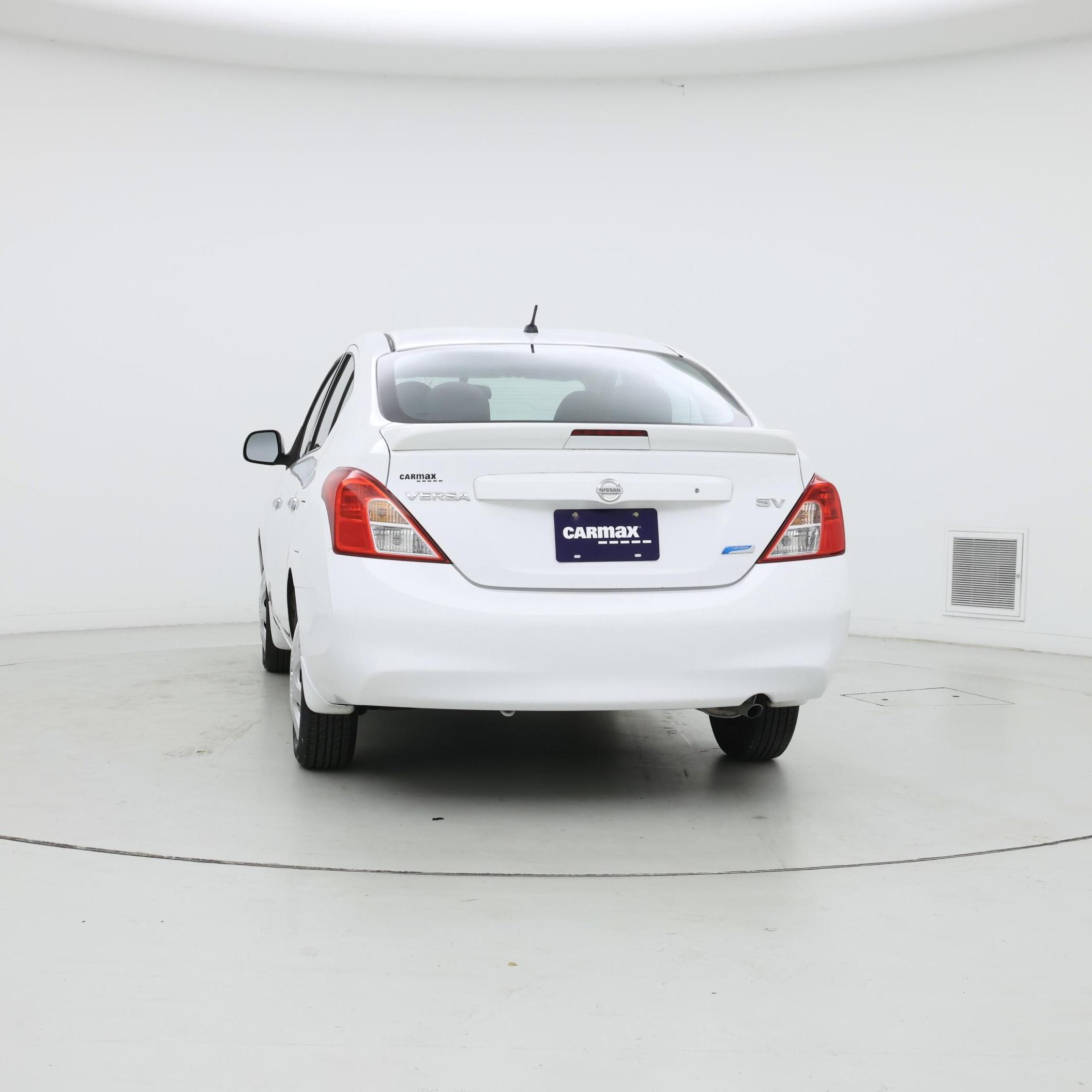 Thumbnail: 2014 Nissan Versa - 6