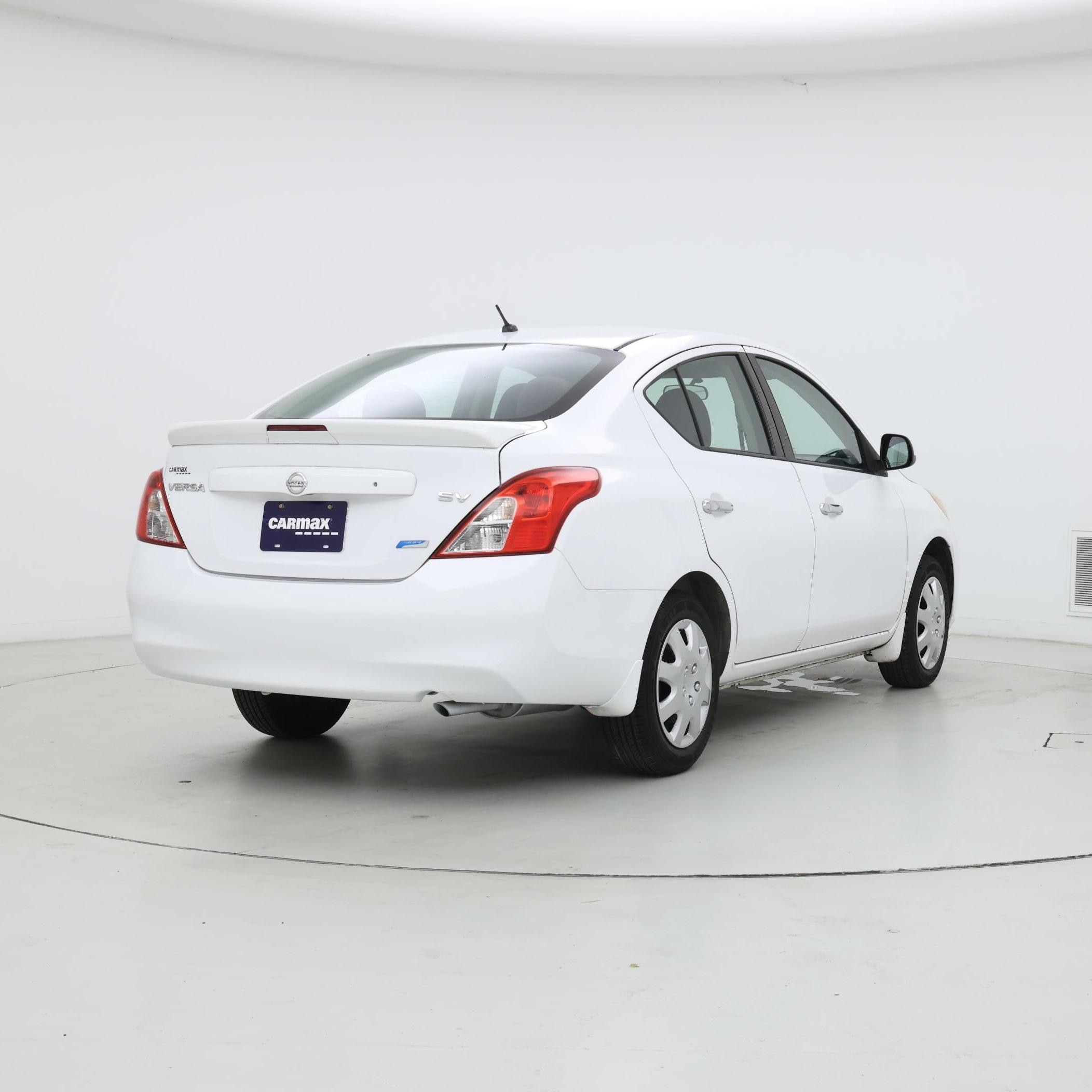 Thumbnail: 2014 Nissan Versa - 8