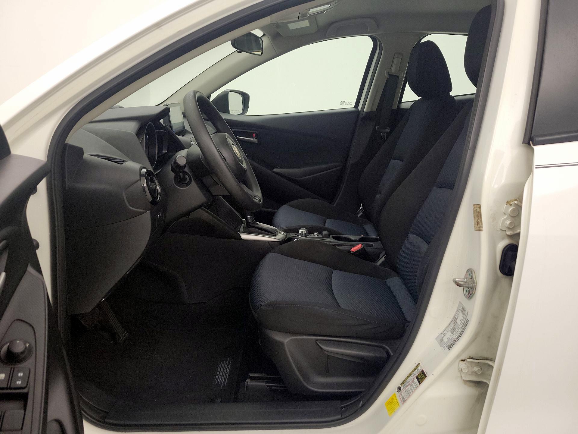 Thumbnail: 2019 Toyota Yaris - 11