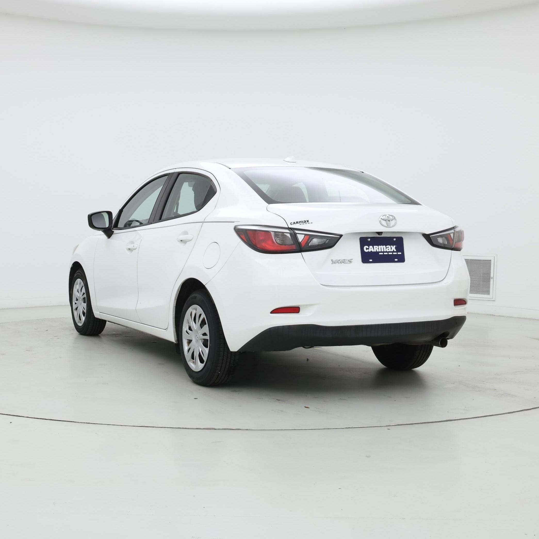Thumbnail: 2019 Toyota Yaris - 2