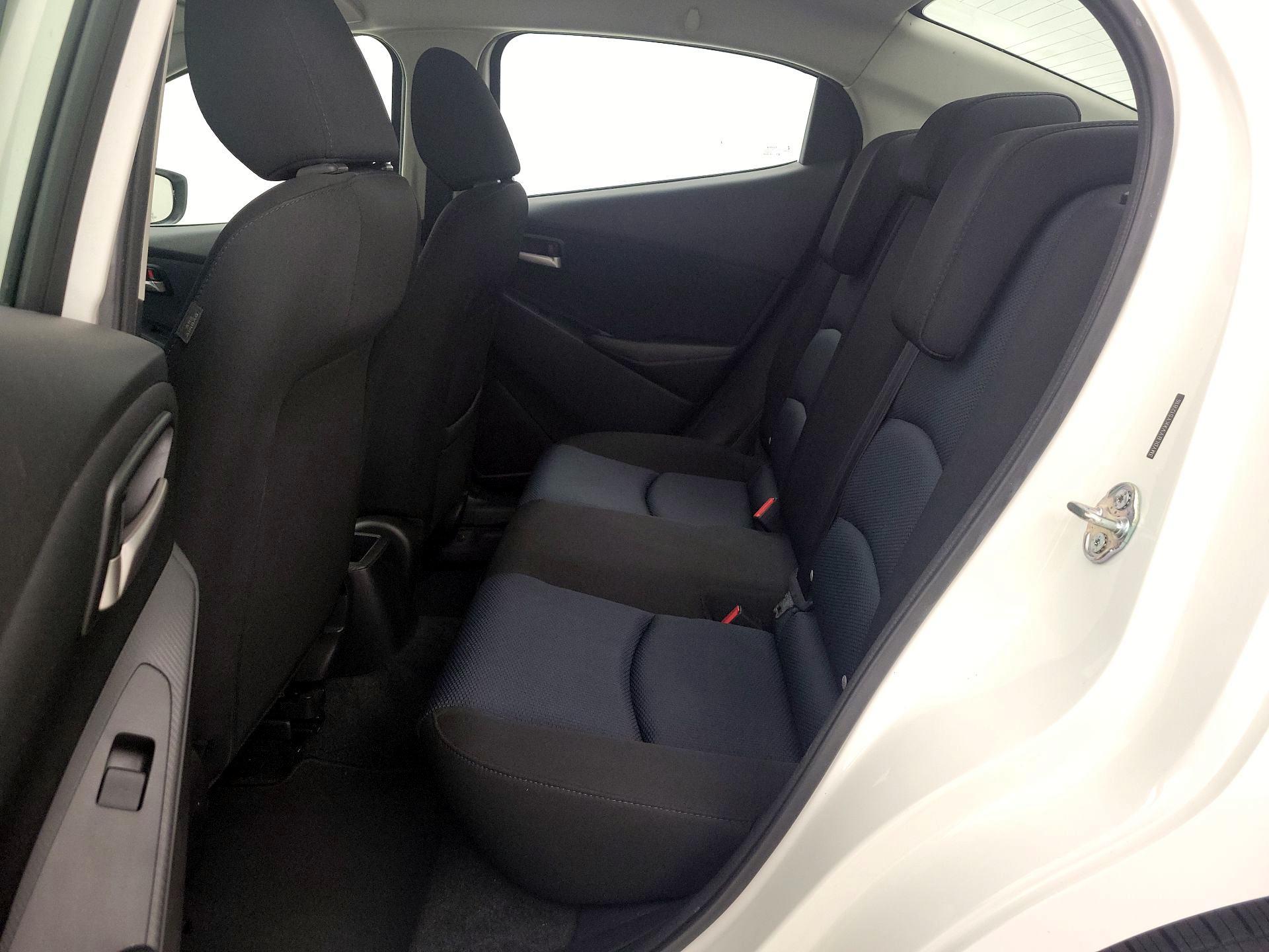 Thumbnail: 2019 Toyota Yaris - 19