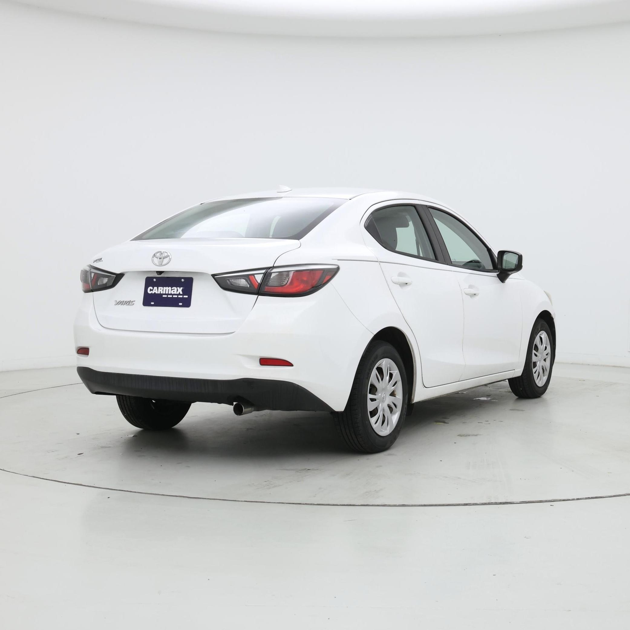 Thumbnail: 2019 Toyota Yaris - 8