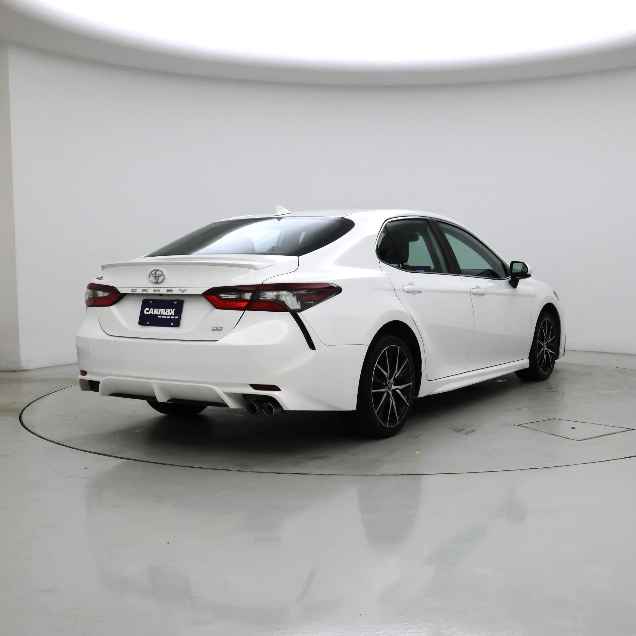Thumbnail: 2021 Toyota Camry - 8