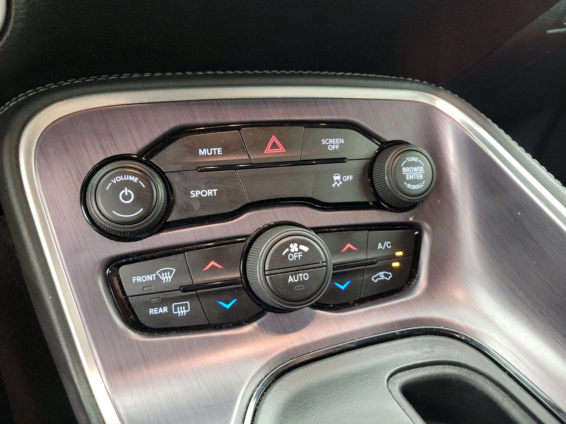 Thumbnail: 2018 Dodge Challenger - 16