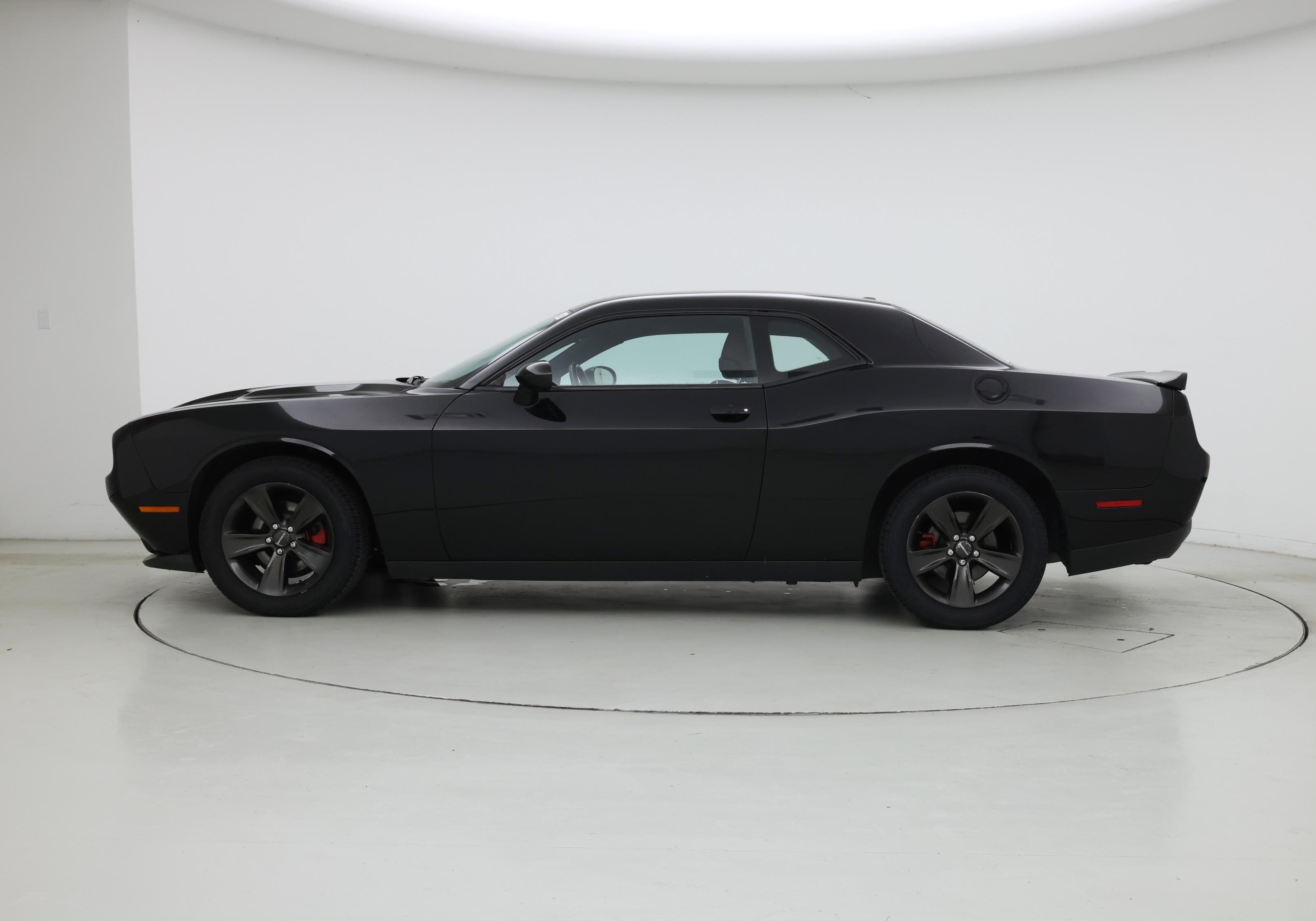 Thumbnail: 2018 Dodge Challenger - 3