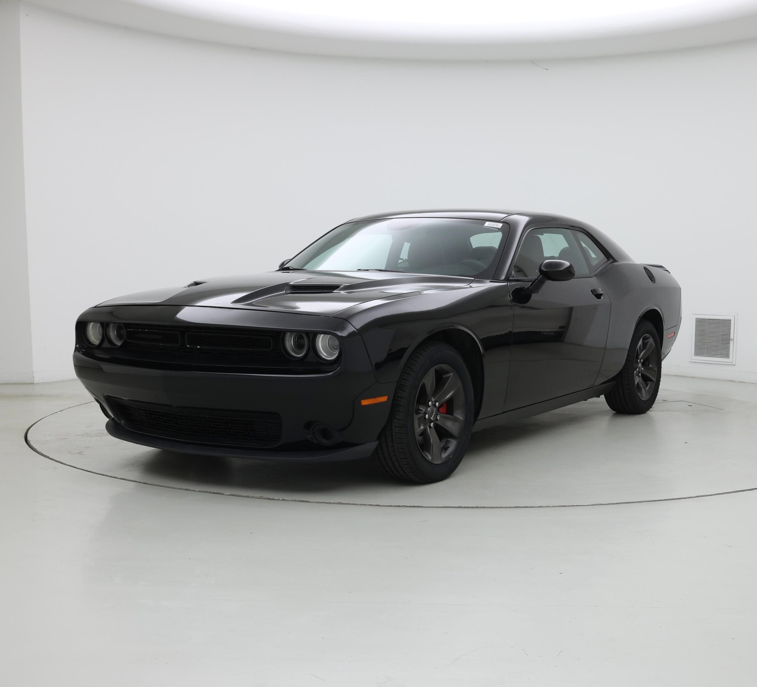 Thumbnail: 2018 Dodge Challenger - 4