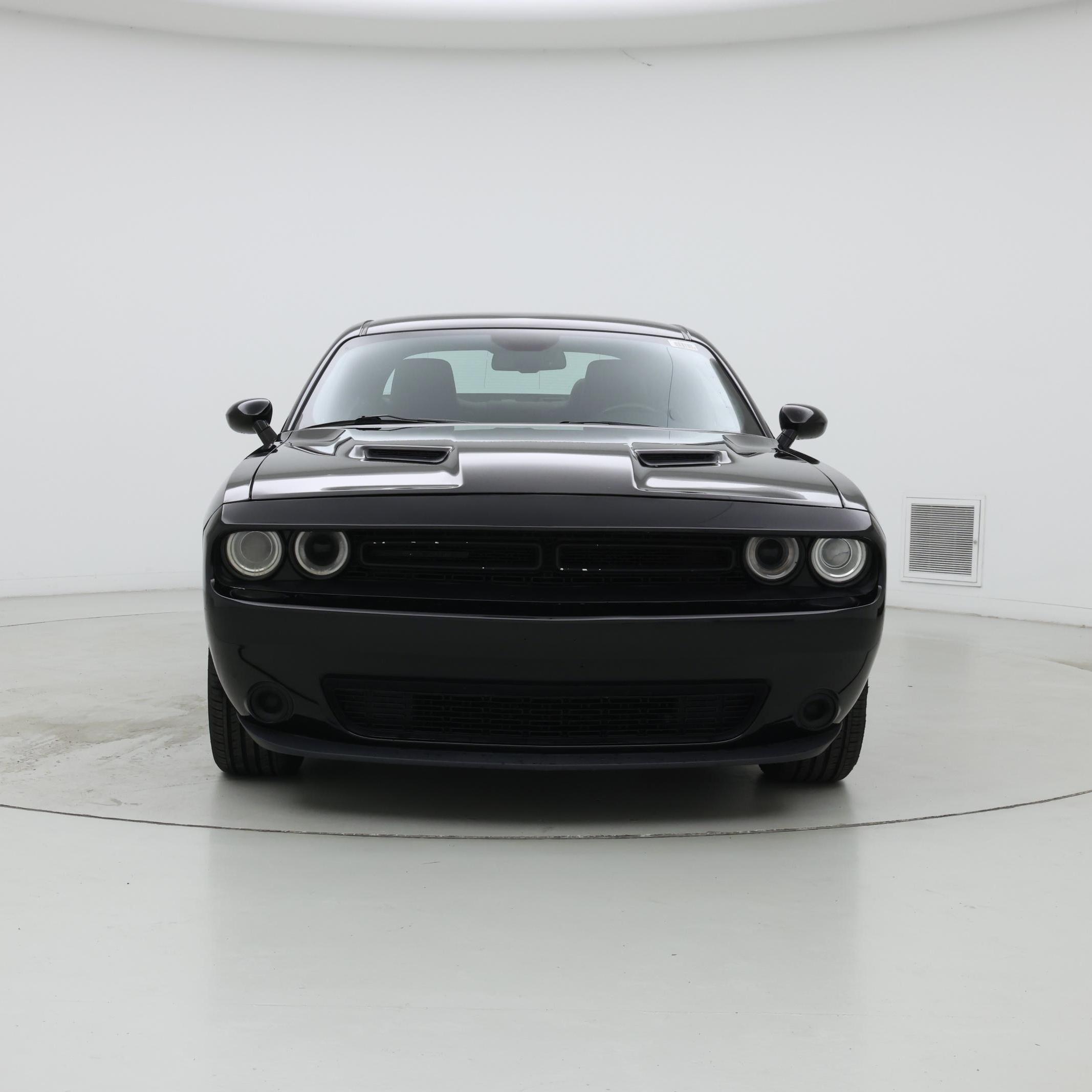 Thumbnail: 2018 Dodge Challenger - 5
