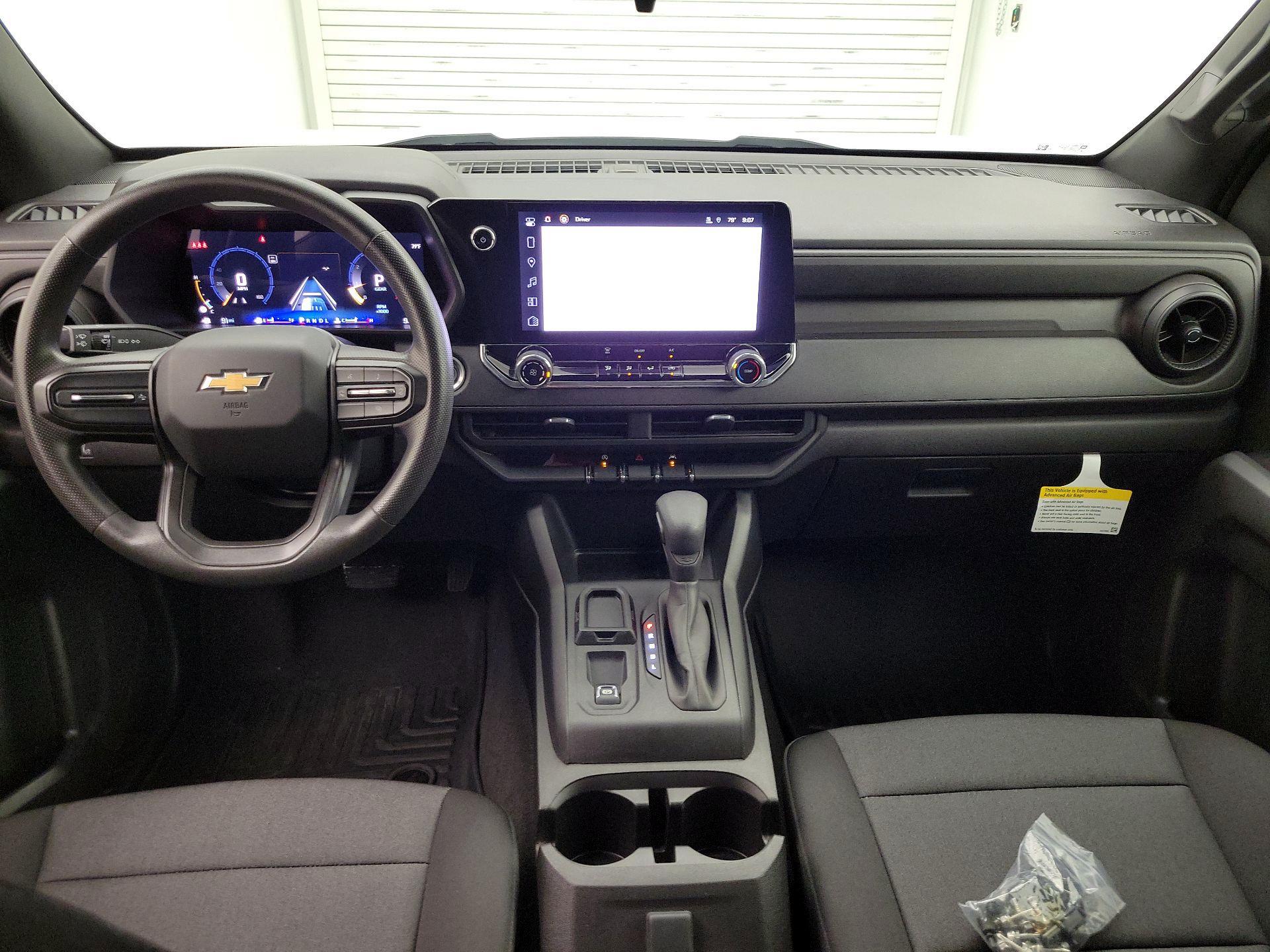Thumbnail: 2024 Chevrolet Colorado - 9