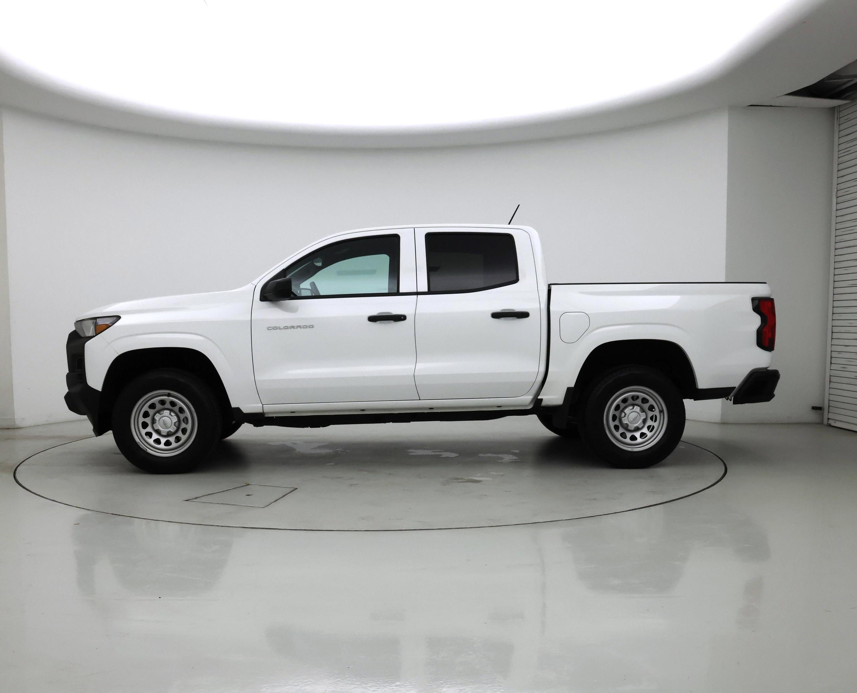Thumbnail: 2024 Chevrolet Colorado - 3